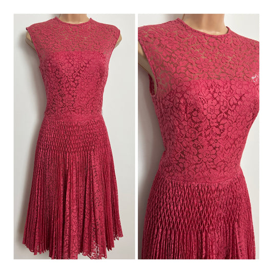 Vintage Early 1970s Size 6 Pink Lace Pintuck Detail Pleated Party Cocktail Dress