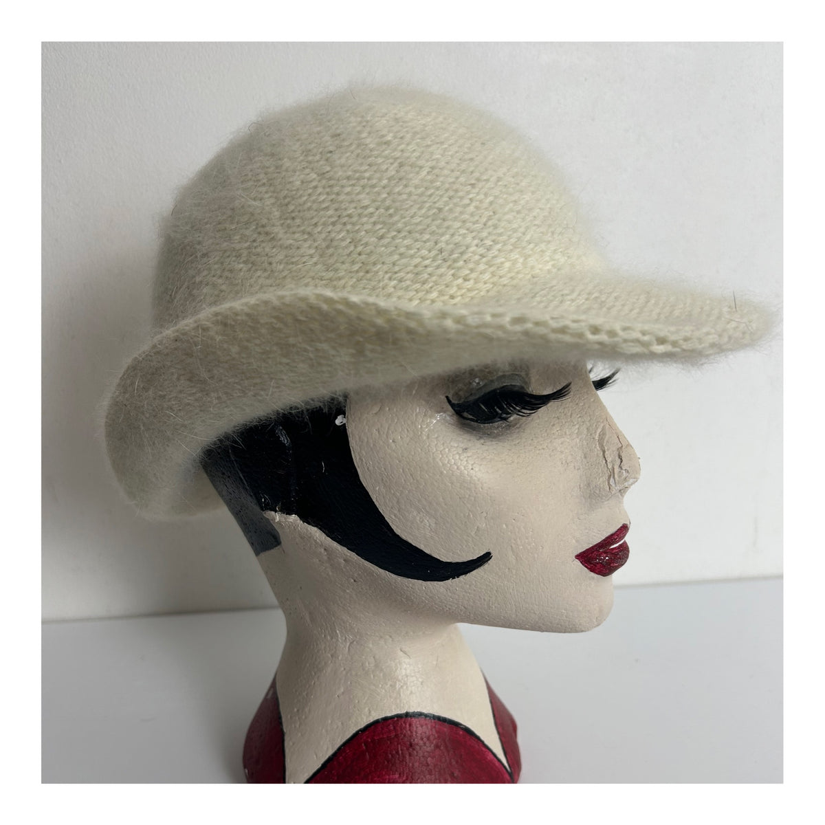 Vintage 1970s Cream Angora & Wool Mix Fedora Style Hat