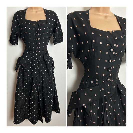 Vintage Late 1940s Size 4-6 Black & Pink Square Pattern Feature Pockets Swing Dress