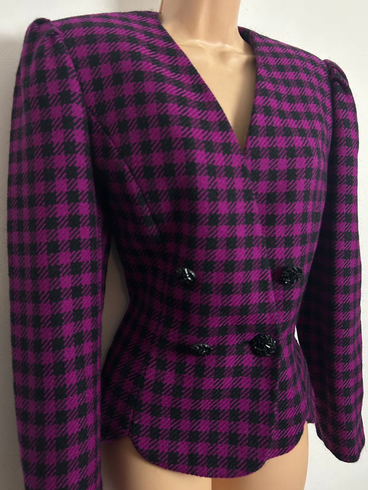 Vintage 1980s ALBERT NIPON Size 10 Dark Pink & Black Check 100% Wool Double Breasted Fitted Jacket