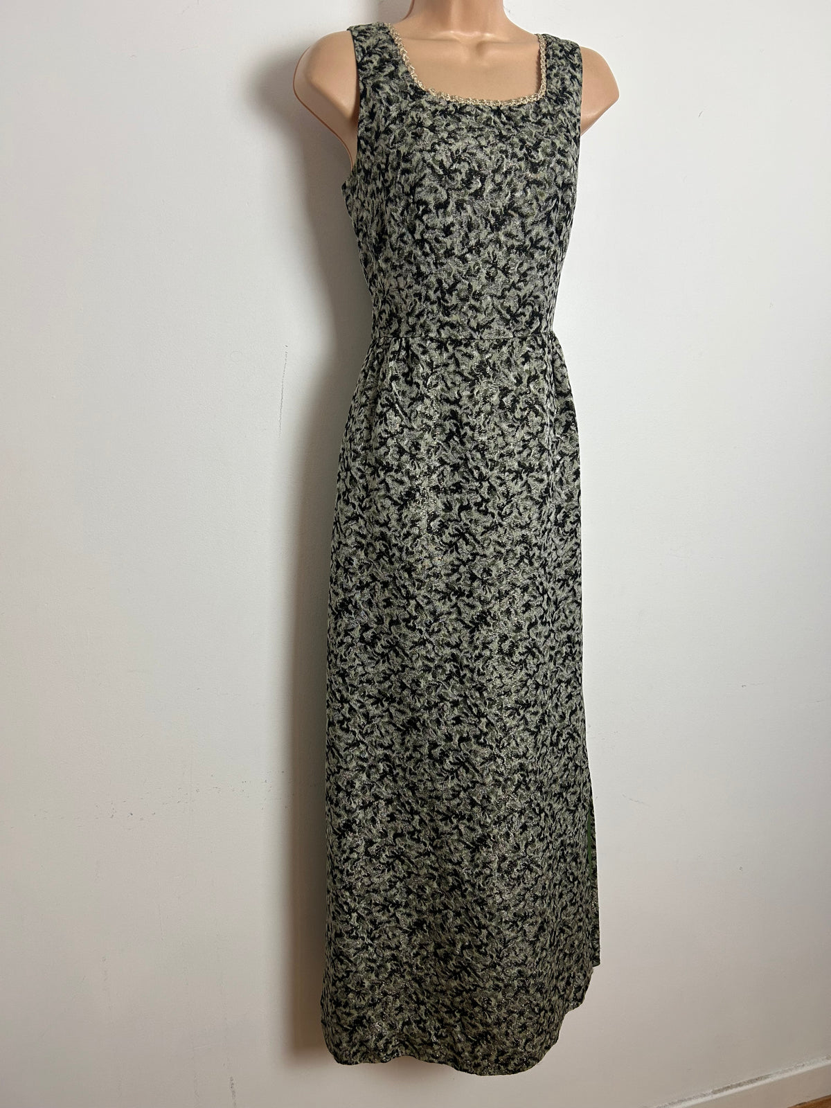 Vintage 1960s Size 8 Black Silver & Green Jacquard Metallic Thread Occasion Evening Maxi Dress