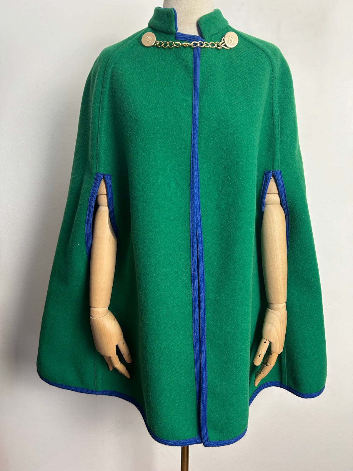 Vintage 1960s UK Size 8-10 Fabulous Green & Blue Reversible Wool Cape/Poncho