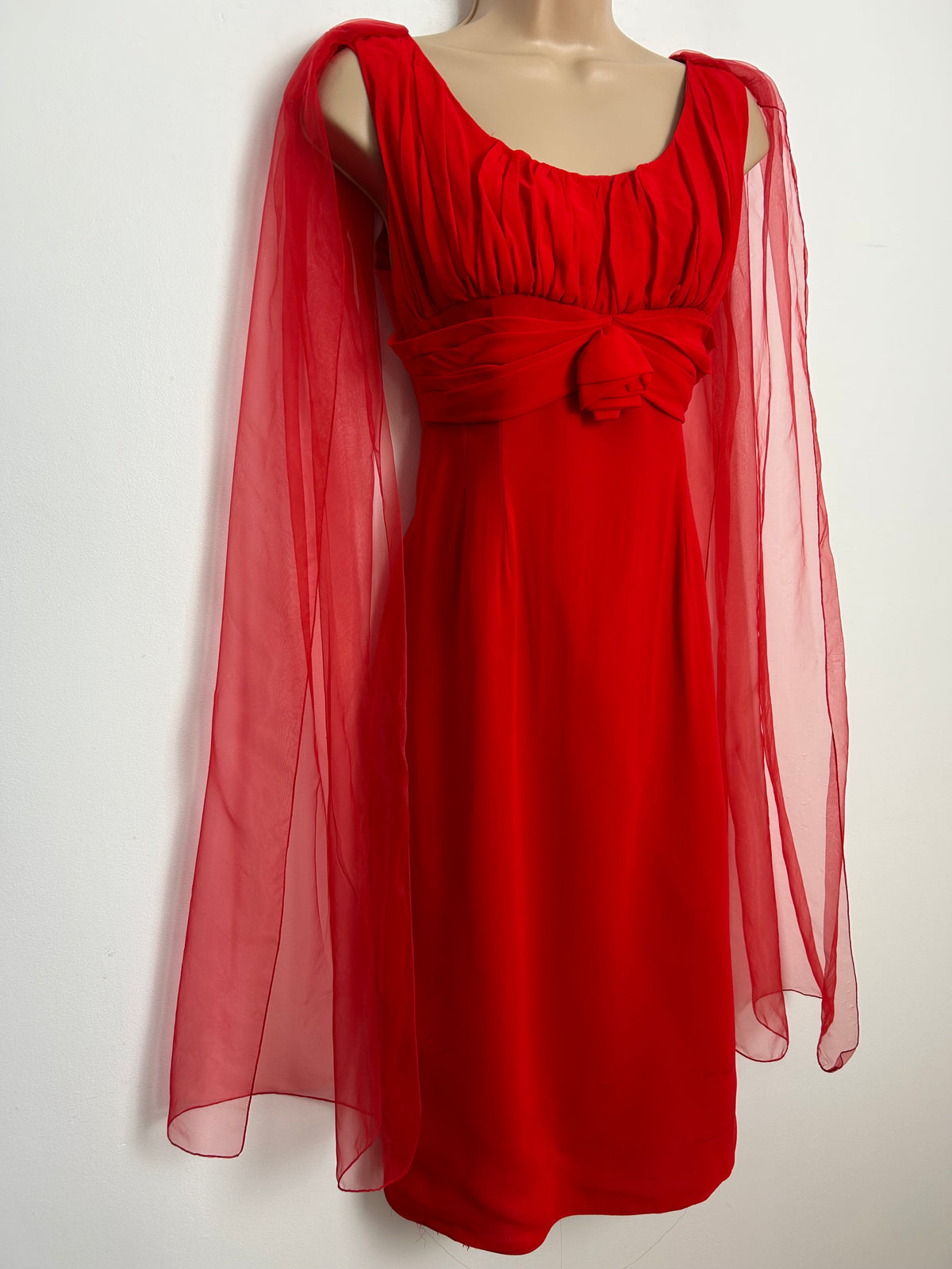 Vintage 1960s Size 8 Red Chiffon Watteau Shoulder Train Fitted Wiggle Occasion Evening Dress