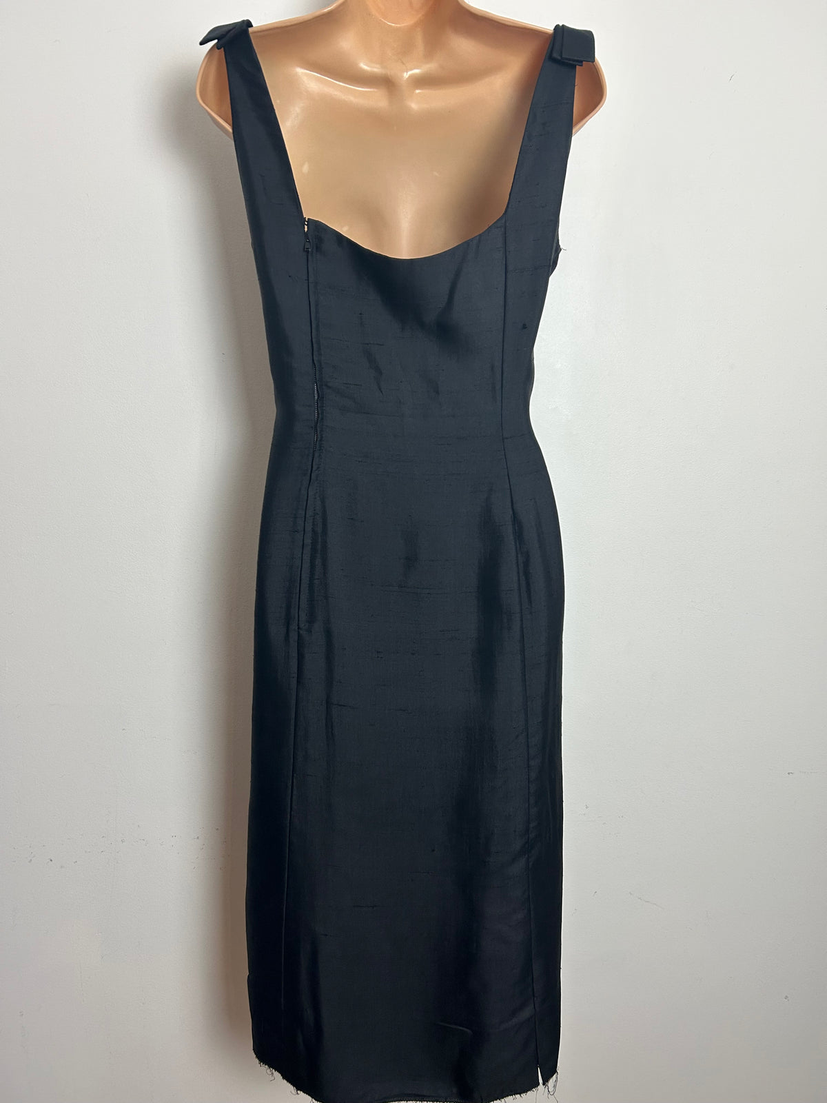 Vintage 1960s CRESTA COUTURE Size 12 Black Bow Shoulder Detail Fitted Wiggle Dress