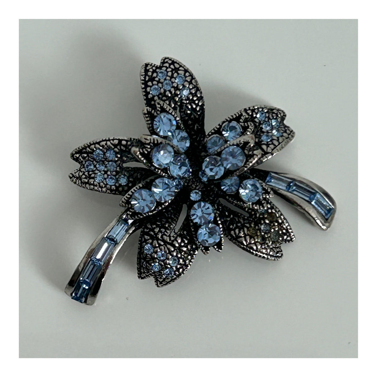 Vintage 1960s Silver Plated Blue Diamante & Baguette Cut Glass Floral Brooch