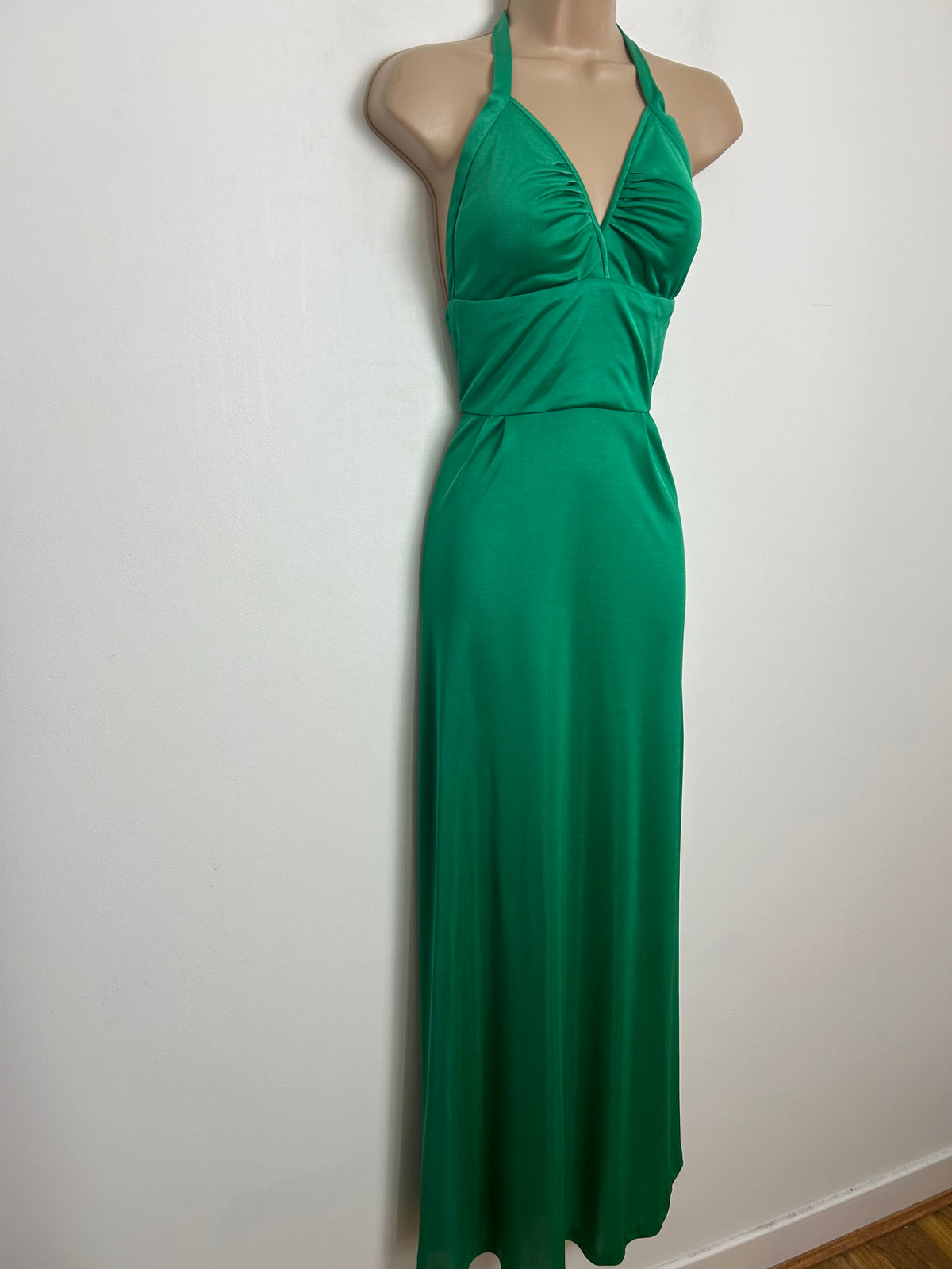 Vintage 1970s BARBARELLA Size 6 Green Shiny Look Halter Neck Summer Occasion Maxi Dress