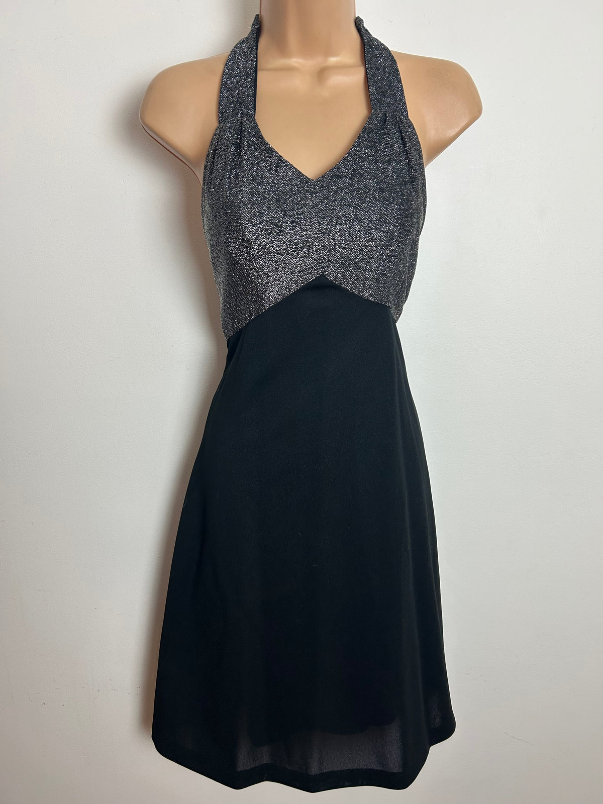 Vintage 1970s BELLE OF MY HEART Size 10-12 Black & Silver Lurex Halterneck Xmas Party Evening Dress