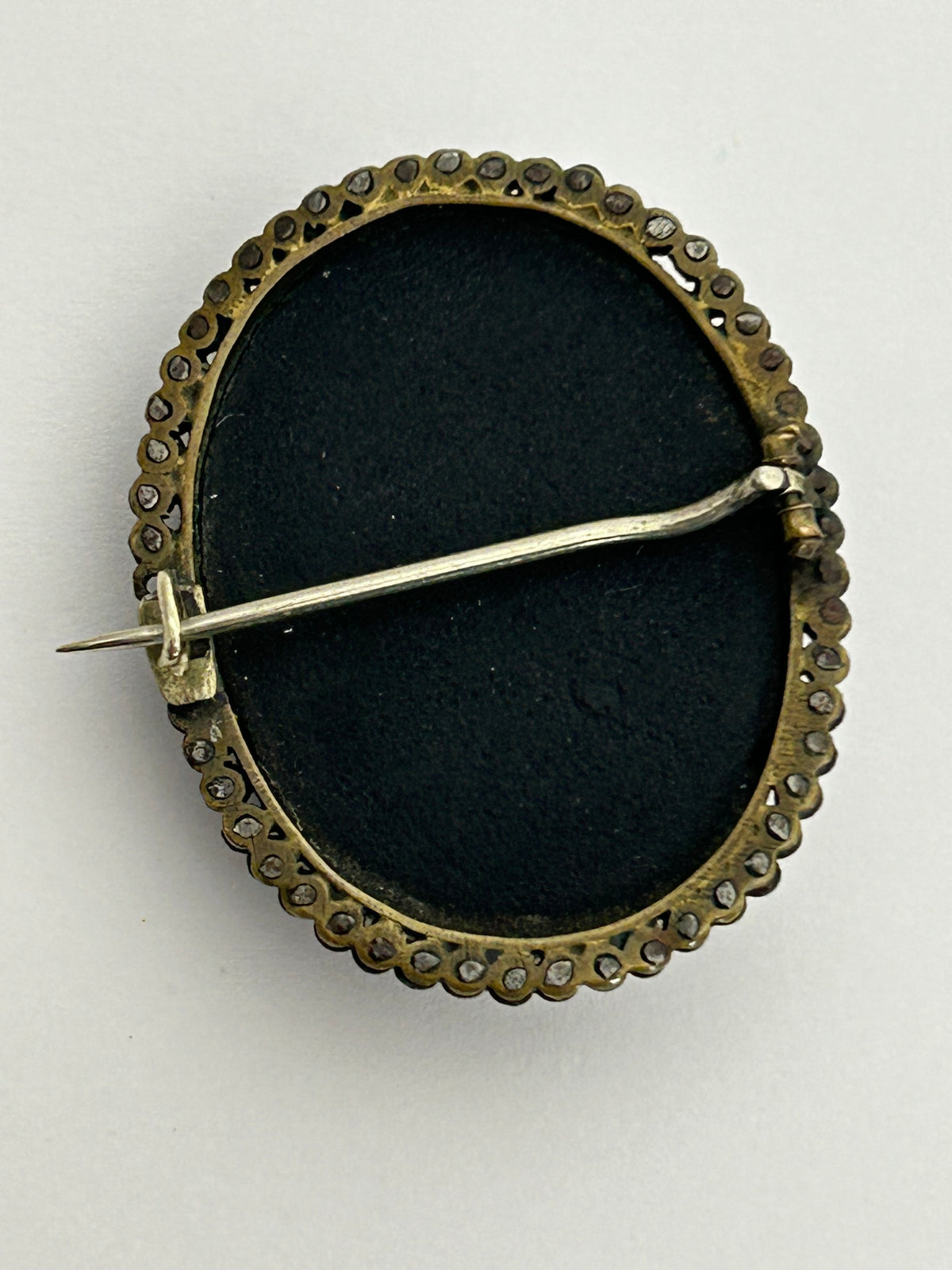 Antique Victorian Pinchbeck & Jet Mourning Cameo Brooch