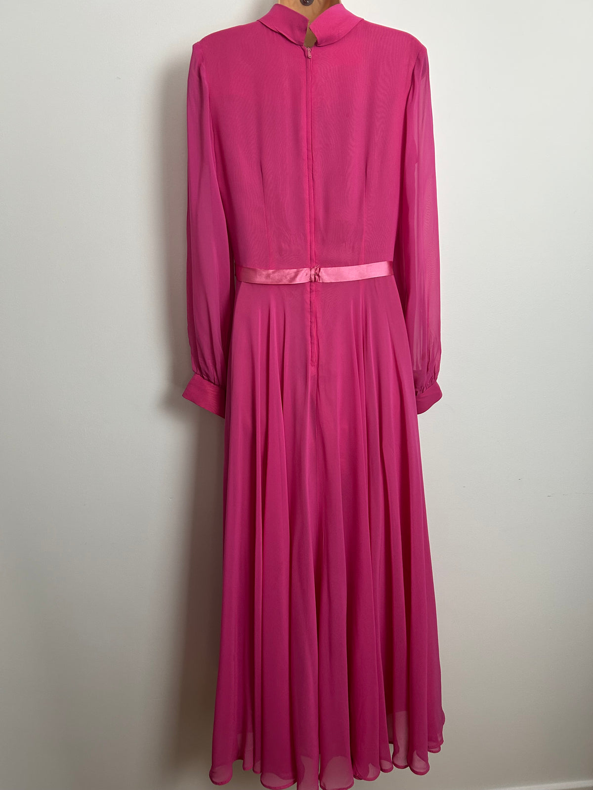 Vintage 1960s PETERSON MAID Size 10 Candy Pink Chiffon Long Sleeve Occasion Maxi Dress