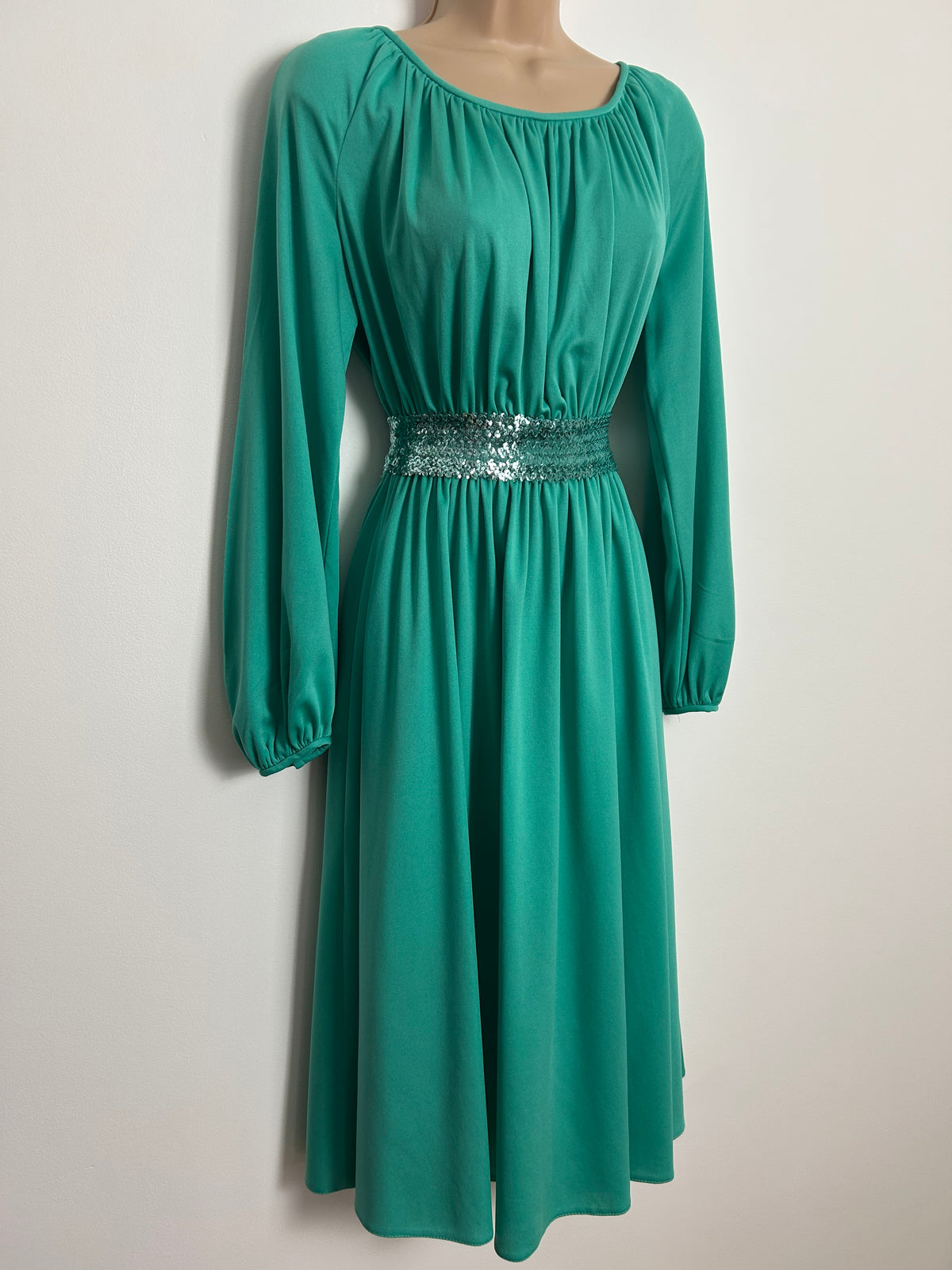 Vintage 1970s TRINA LEWIS UK Size 10 Jade Green Long Sleeve Sequin Waist Detail Long Sleeve Midi Occasion Dress