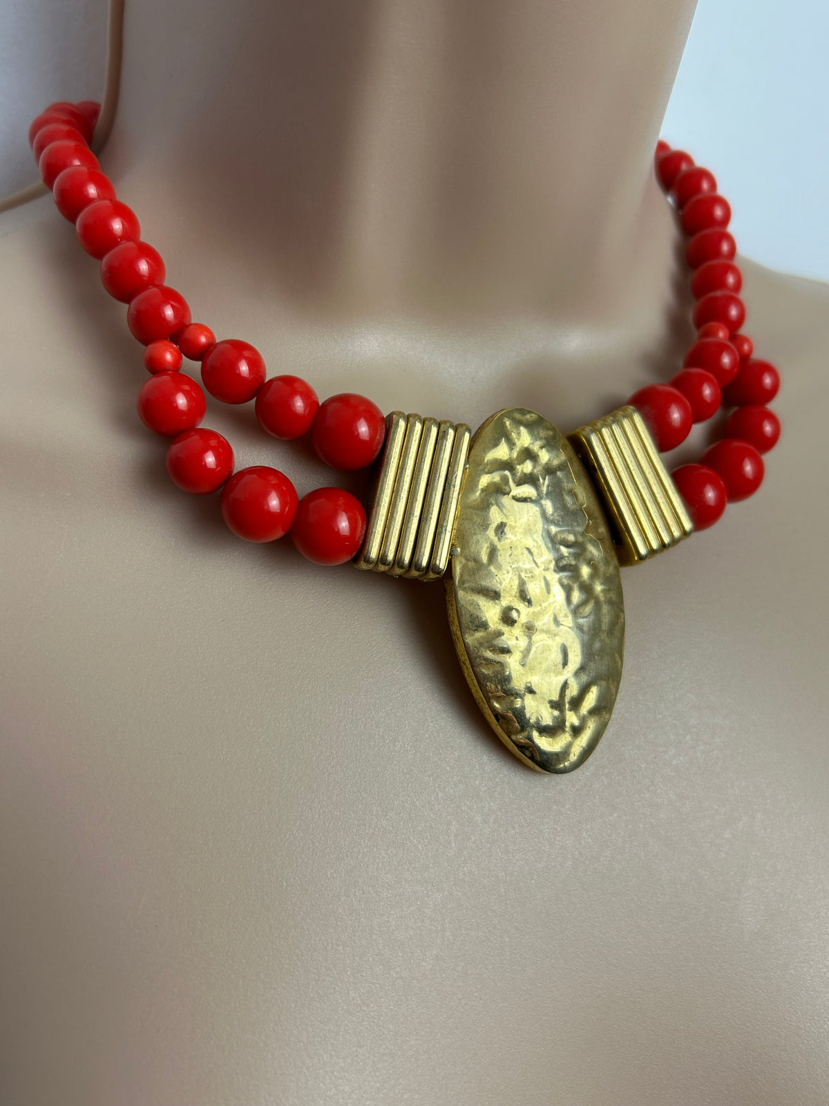 Vintage Red & Gold Plastic Bead Choker Style Necklace