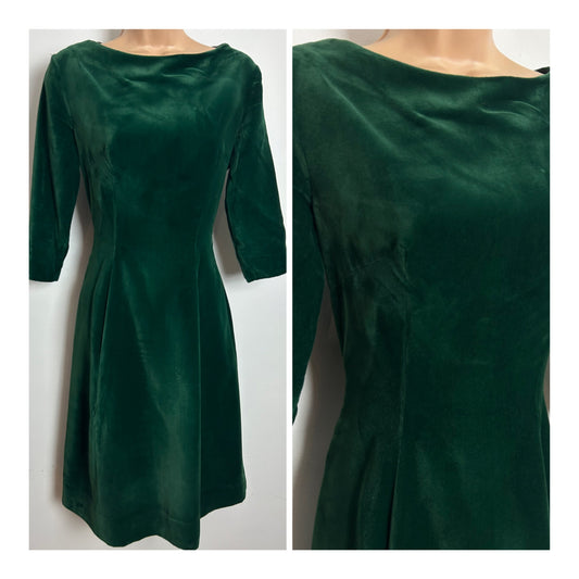 Vintage 1960s EMMAR Size 8 Bottle Green Velvet Wiggle Xmas Dress