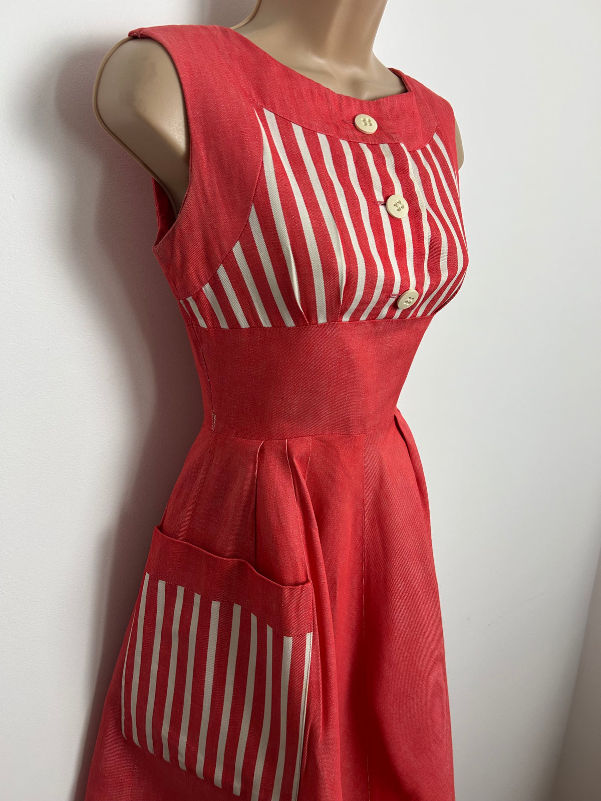 Vintage Late 1950s/Early 1960s BRIGITTE Size 6 Red & White Stripe Print Pocket Detail Pleated Rockabilly Dress