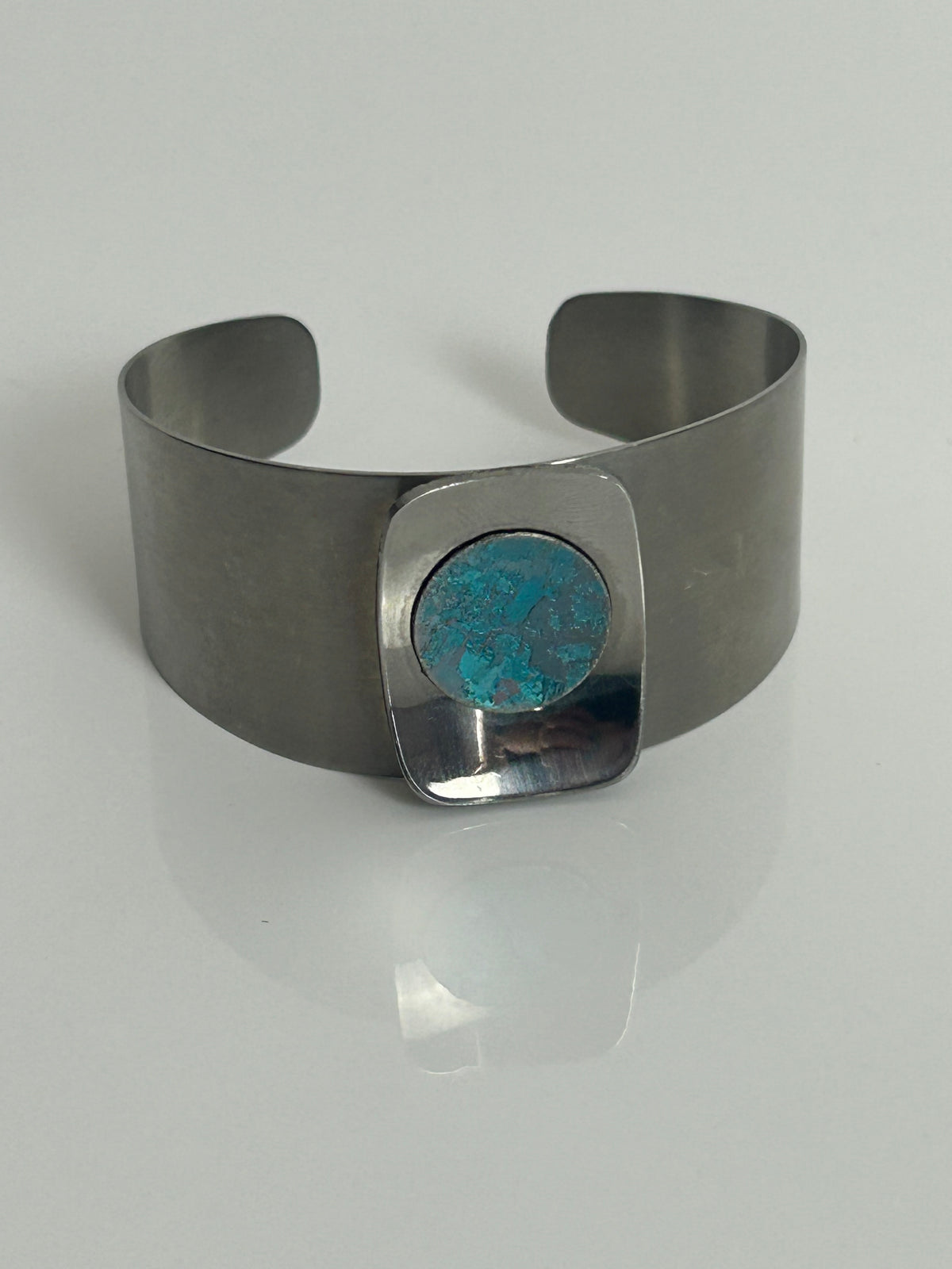 Vintage 1970s Silver Tone Steel Modernist Wide Cuff Style Bracelet