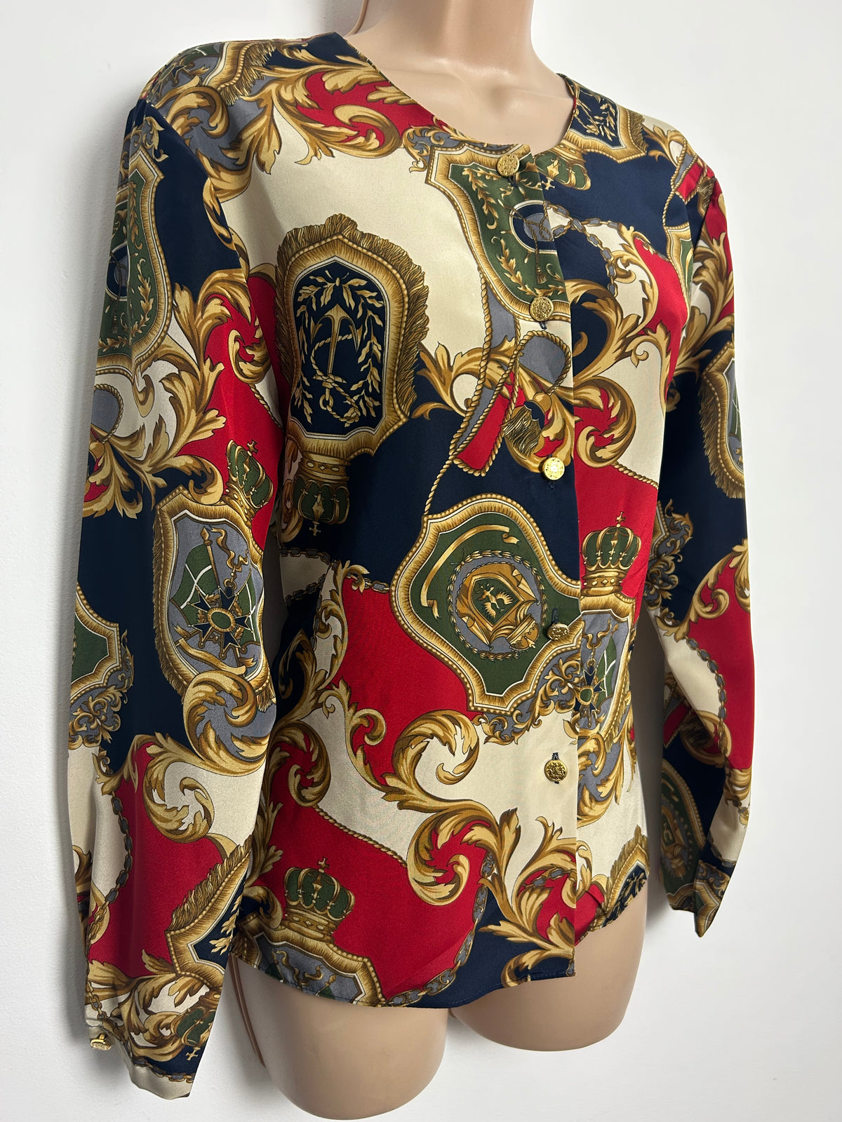 Vintage 1980s Size 12-14 Red Navy Blue Green & Gold Regal Regalia Print Long Sleeve Blouse