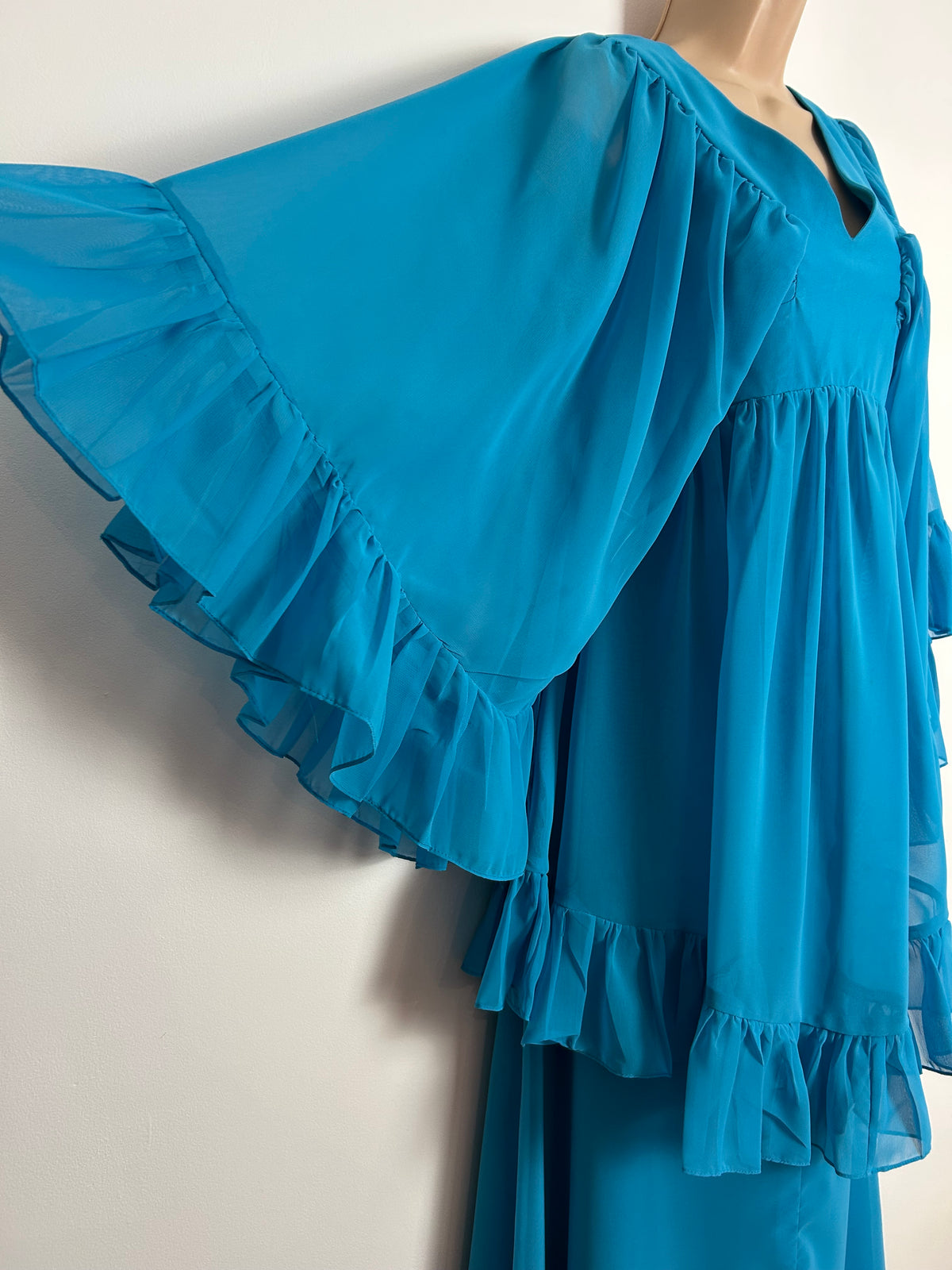 Vintage Late 1960s TINA WARREN UK Size 10-12 Sky Blue Cape Sleeve Layered Boho Maxi Dress