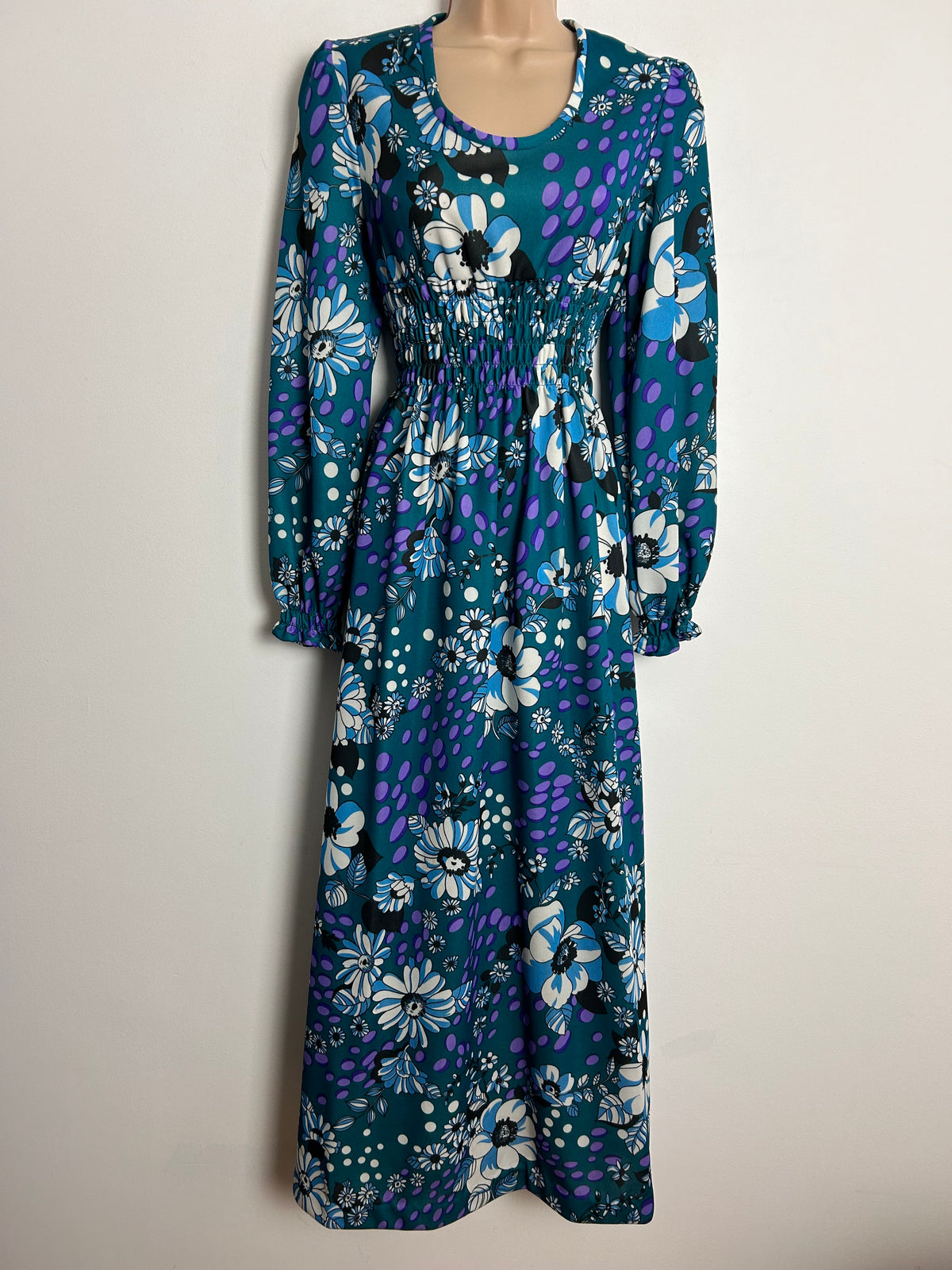 Vintage 1970s C&A UK Size 8-10 Teal Purple White & Blue Floral & Spot Print Long Sleeve Shirred Waist Maxi Dress