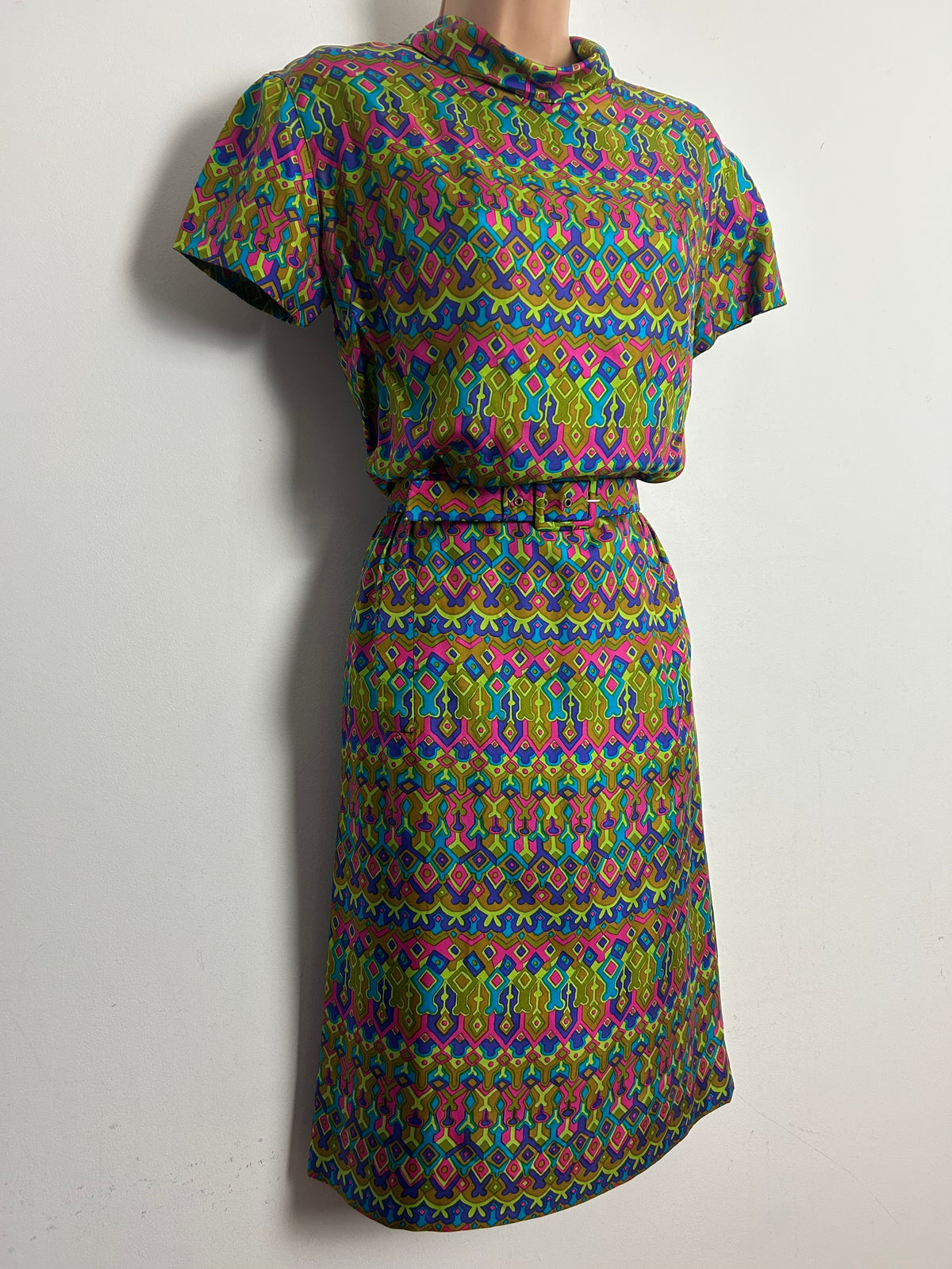 Vintage 1960s Size 10 Green Pink Purple & Tan Brown Abstract Print SILK Belted Mod Dress