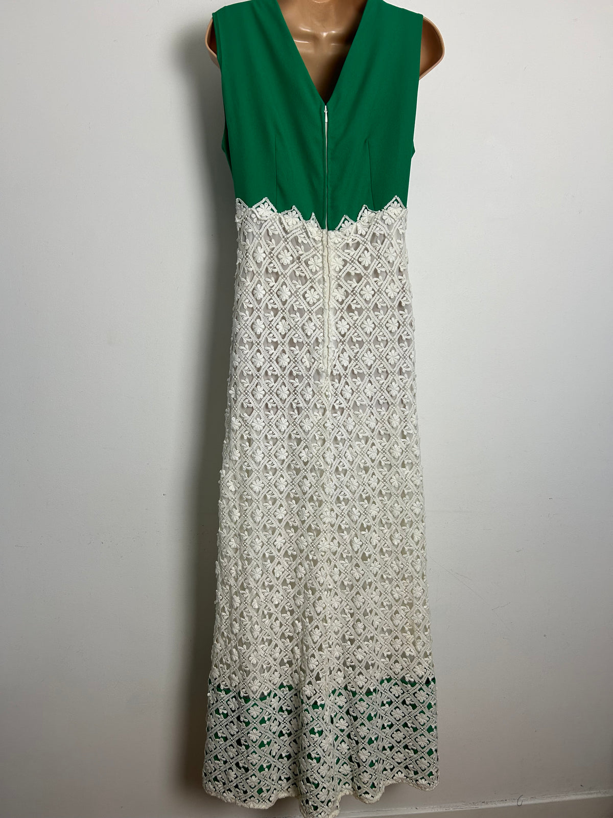 Vintage Late 1960s Size 14 Green & White Embroidered Lace Special Occasion Maxi Dress