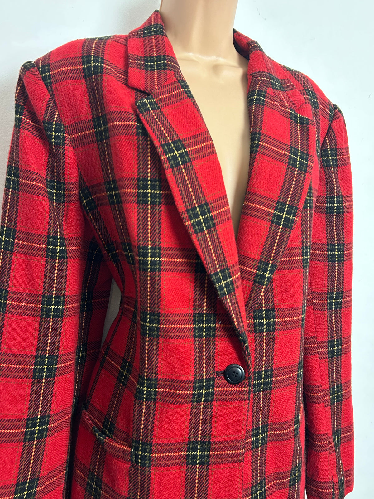 Vintage 1980s WHITE STAG Size 12-14 Red Tartan Check Wool Blend Blazer