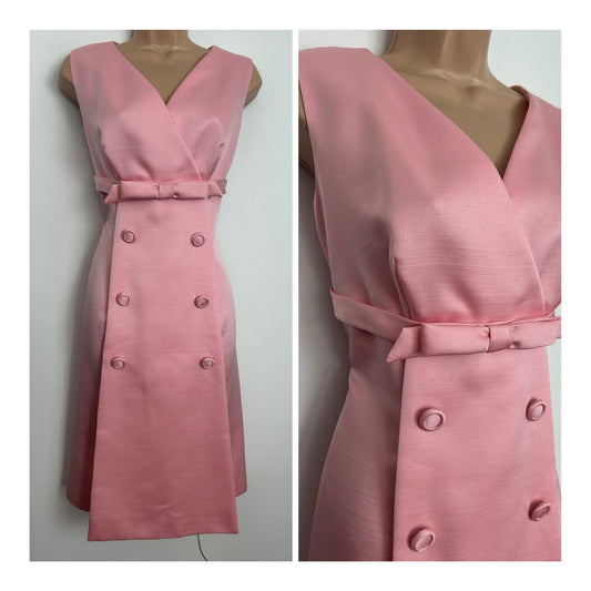 Vintage 1960s Size 10 Pale Pink Sleeveless Bow & Button Front Mod Occasion Shift Dress