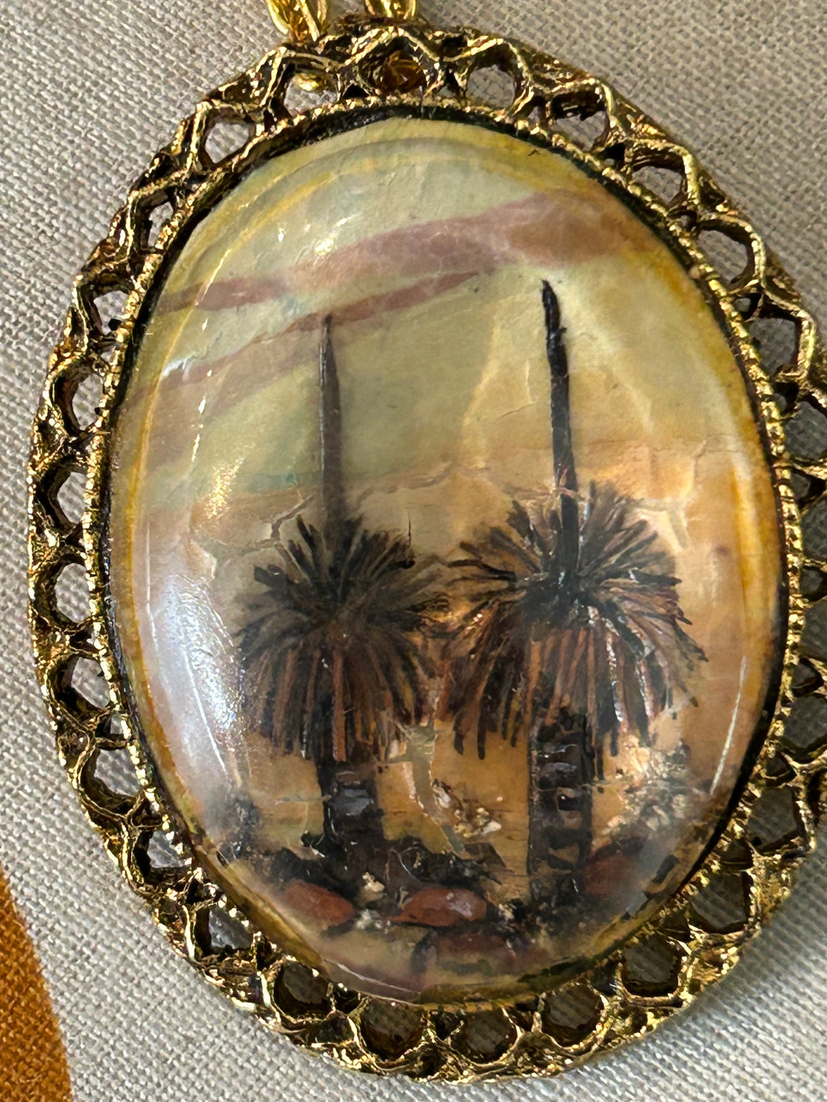 Vintage 1950s RARE Handcrafted Australian Paperbark Miniature Picture Pendant & Necklace By G. Metcalfe