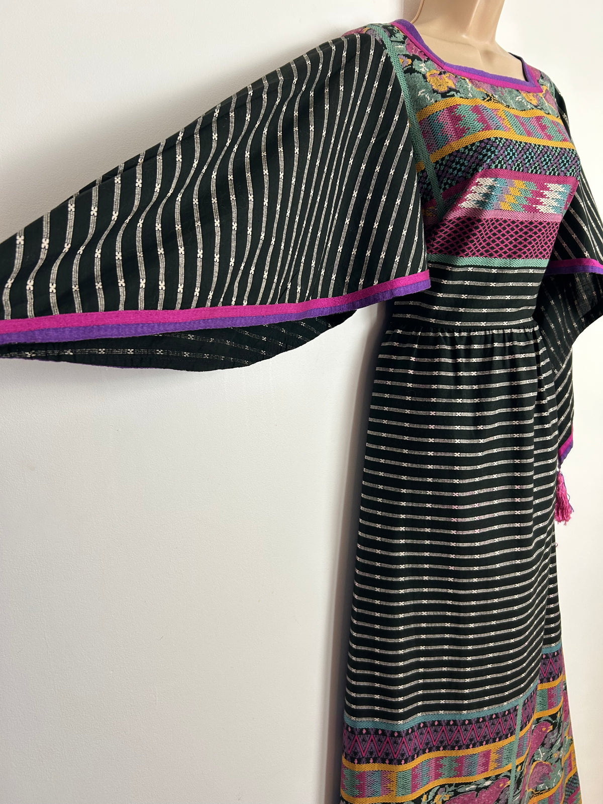 Vintage 1970s LUCIE LINDEN Size 8 Black White Green & Dark Yellow Cotton Pointed Tassel Sleeve Boho Maxi Dress