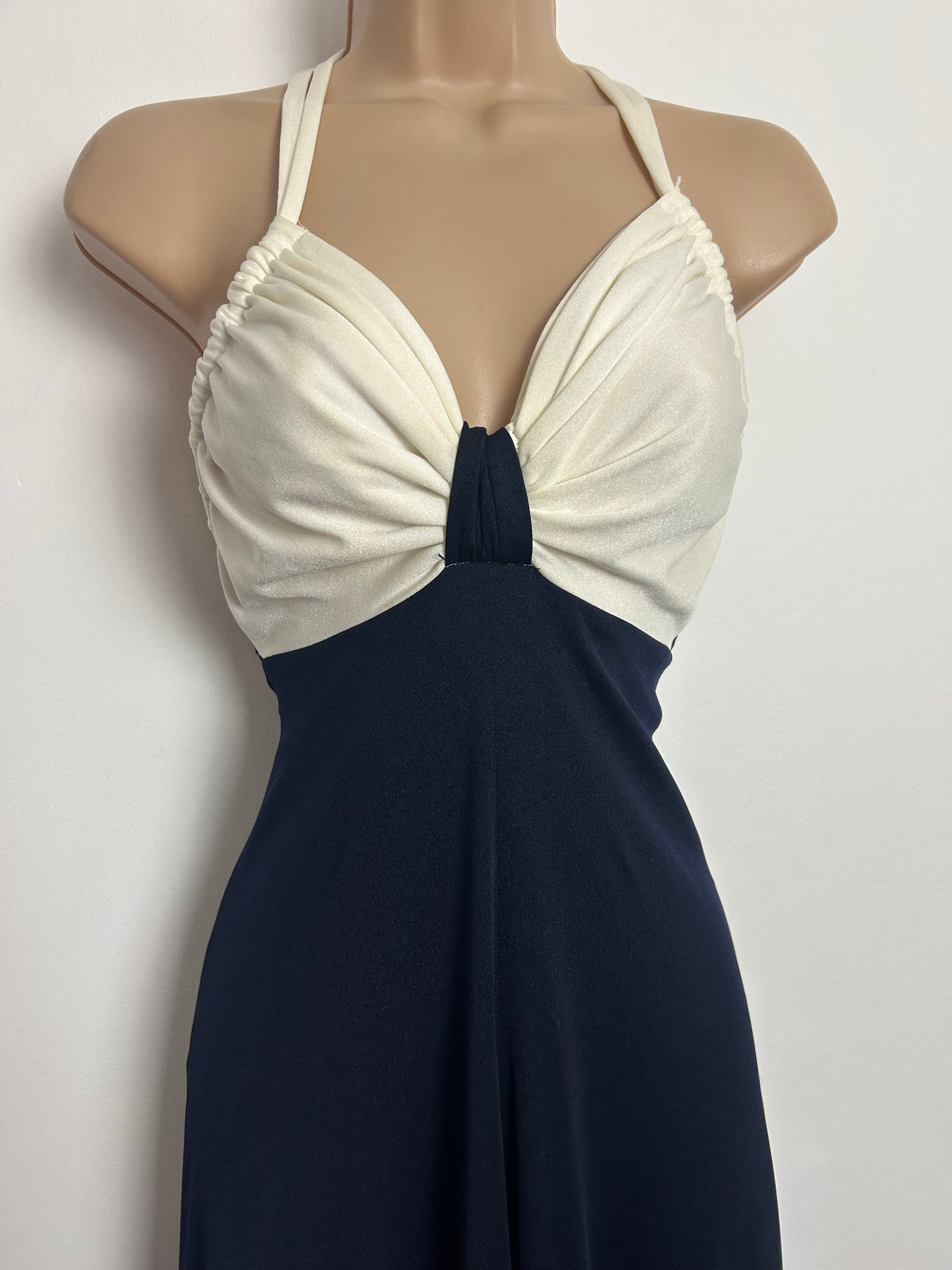 Vintage 1970s JOHN MARKS BY ANNE TYRRELL Size 6 Navy Blue & Cream Halter Summer Occasion Maxi Dress