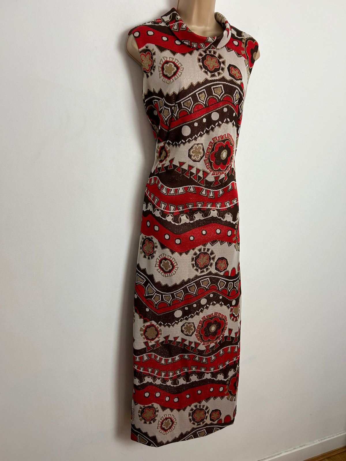 Vintage 1970s UK Size 12 Red Brown Beige & Gold Lurex Abstract Print Column Evening Occasion Maxi Dress