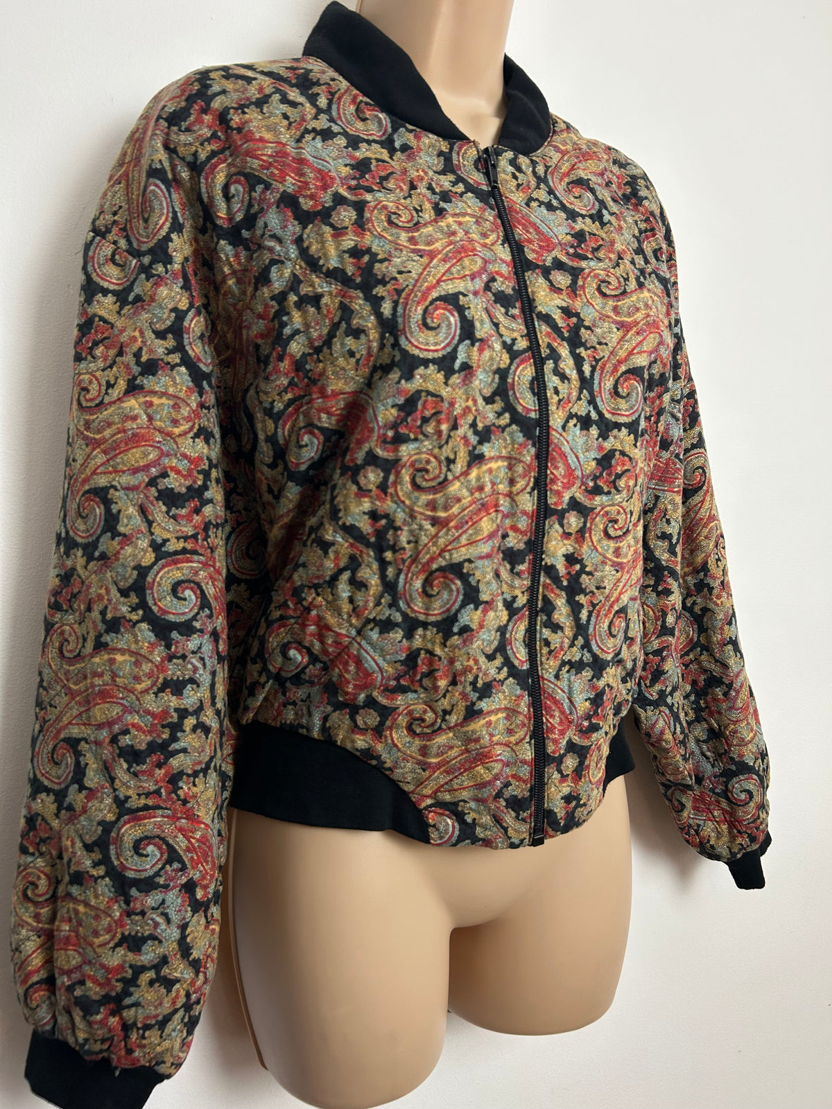 Vintage 1980s Size 12-14 Black Red & Pale Blue Paisley Print Oversized Bomber Jacket