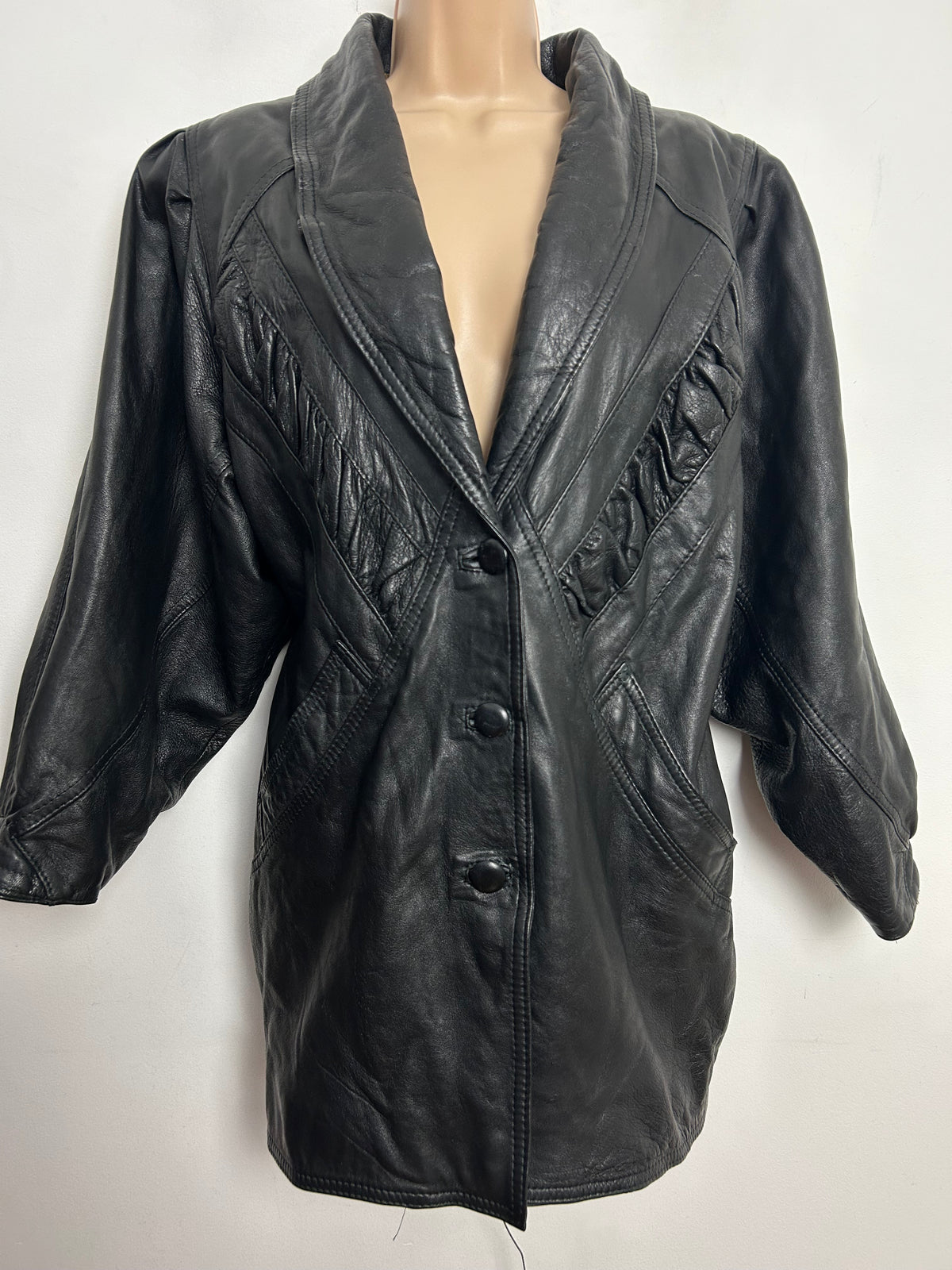 Vintage 1980s UK Size Medium (12-14) VERA PELLE ITALIAN Black Oversized Leather Jacket