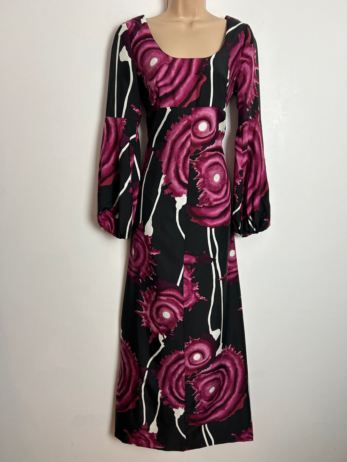Vintage 1970s Size 8 Black Plum & Dark Pink  Abstract Print Long Sleeve Maxi Dress