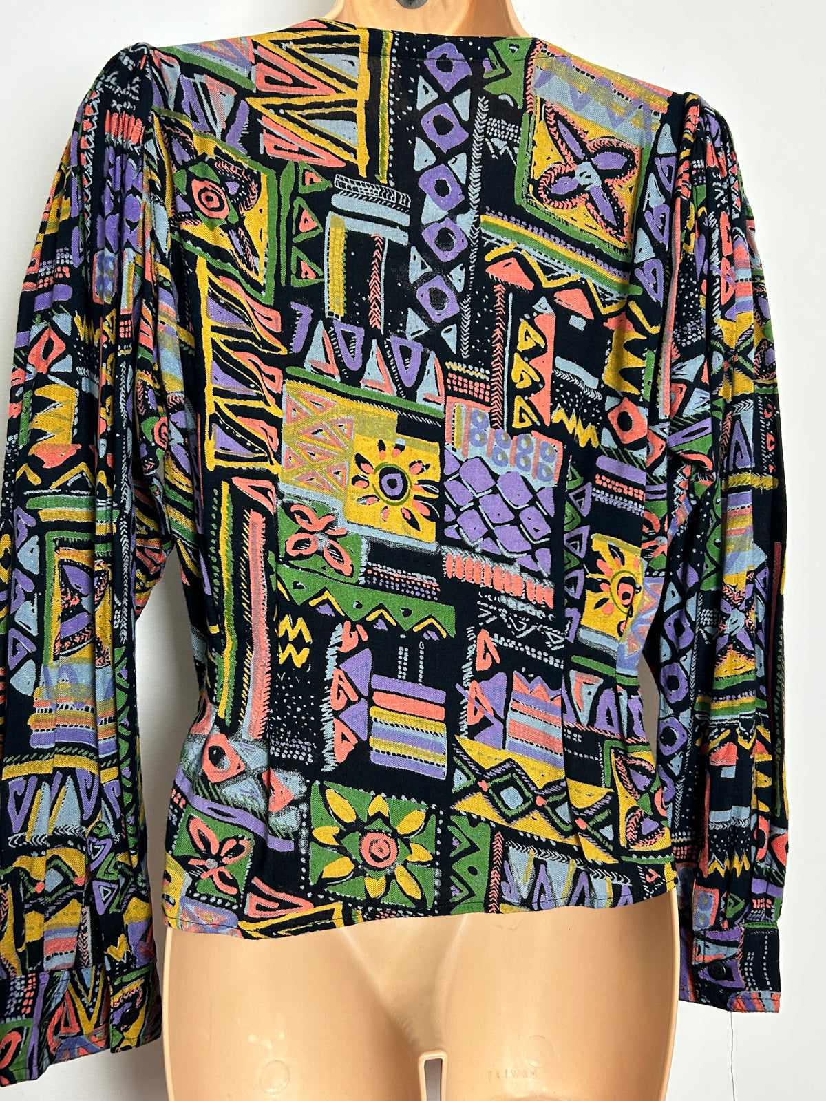 Vintage 1980s NEW FASHION Size 12 Black Multicolour Abstract Print Rayon Blouse
