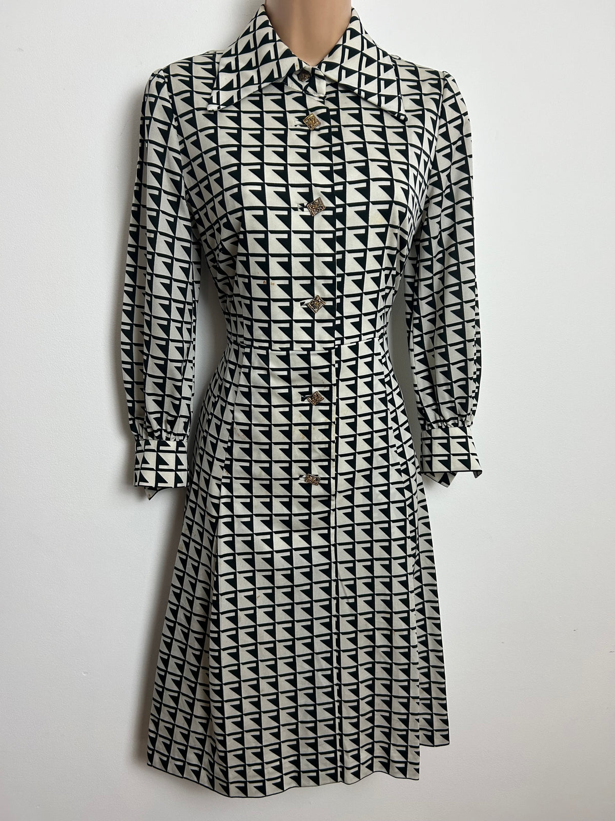 Vintage 1970s FASHION LADY Size 10 White & Black Geo Check Print Long Sleeve Day Dress