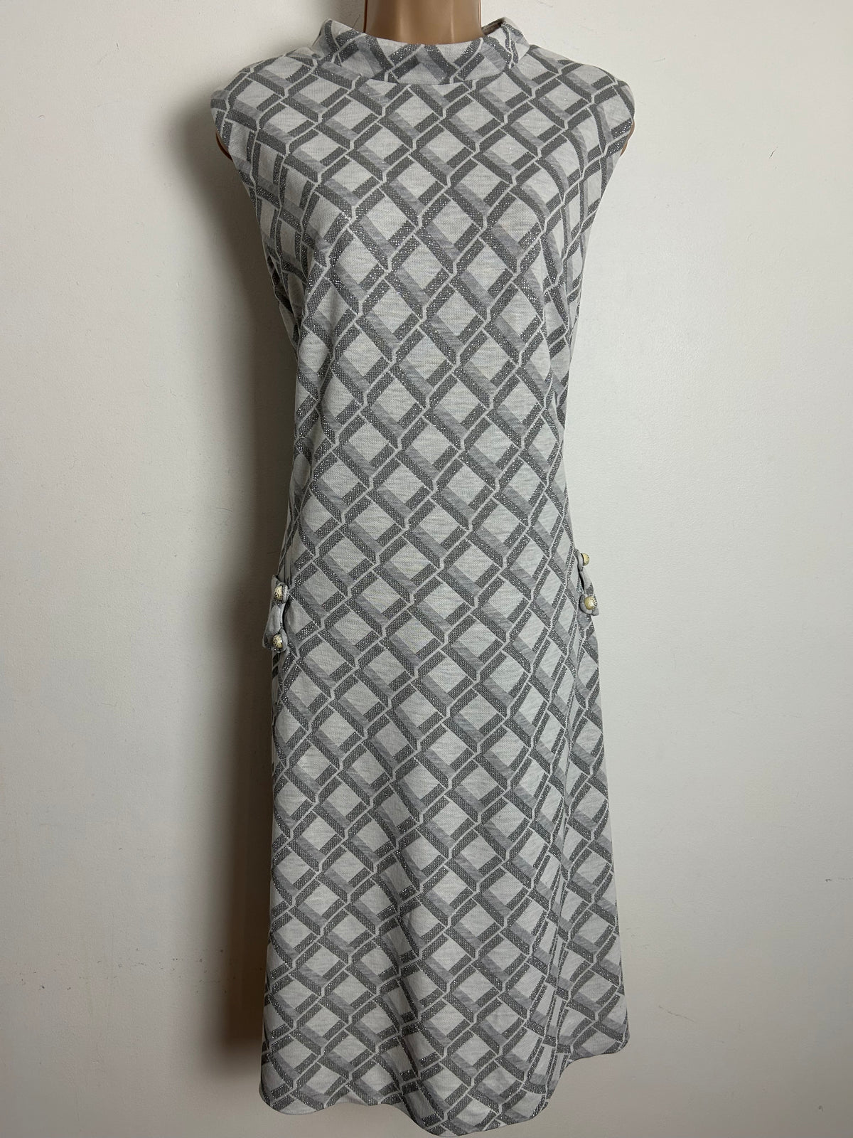 Vintage 1960s PHILIP KUNICK Size 16 Silver & White Op Art Cube Print Mod Shift Dress