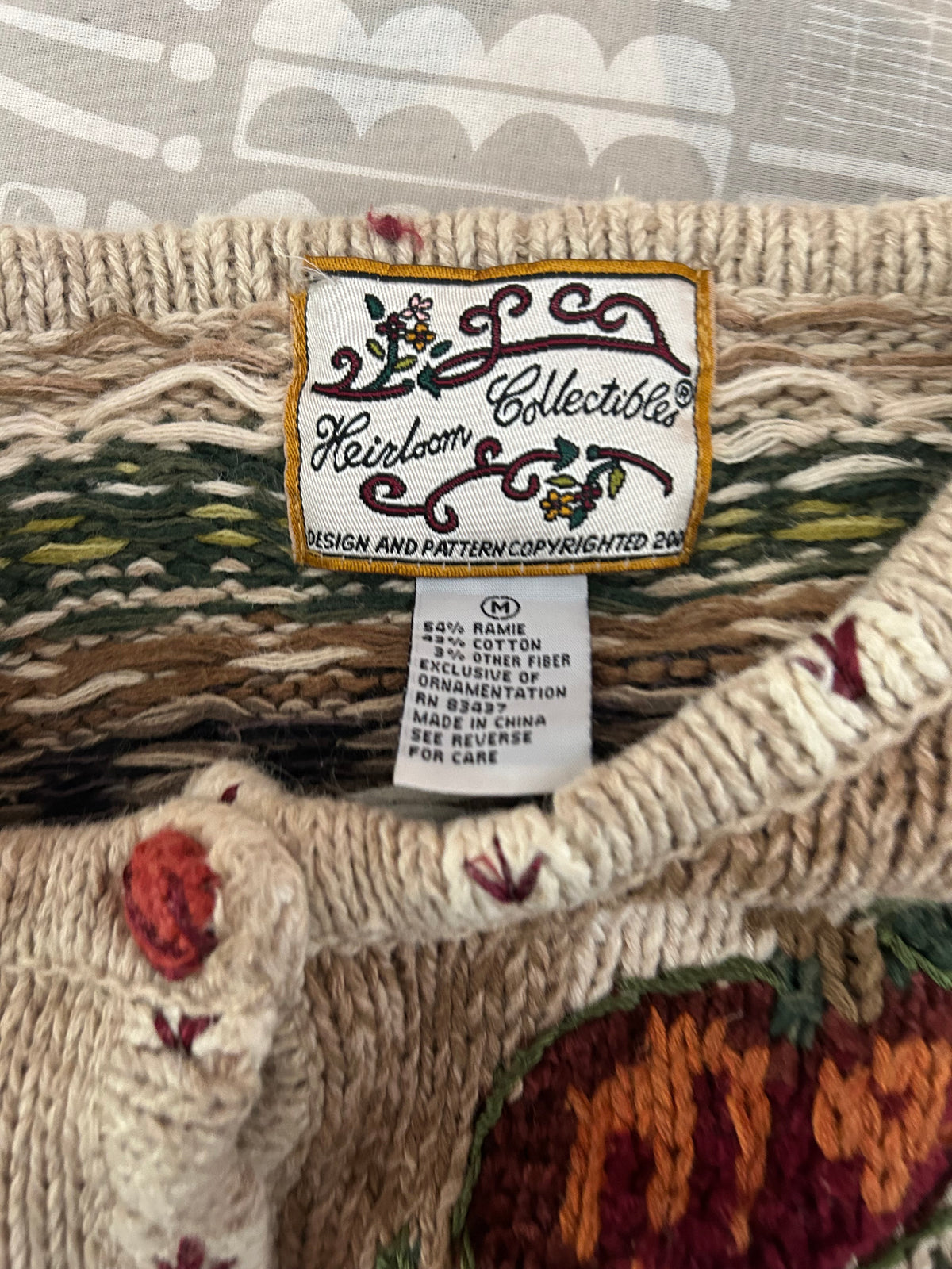 Vintage HEIRLOOM COLLECTABLES Size M Thanksgiving Pumpkin Harvest Novelty Cardigan
