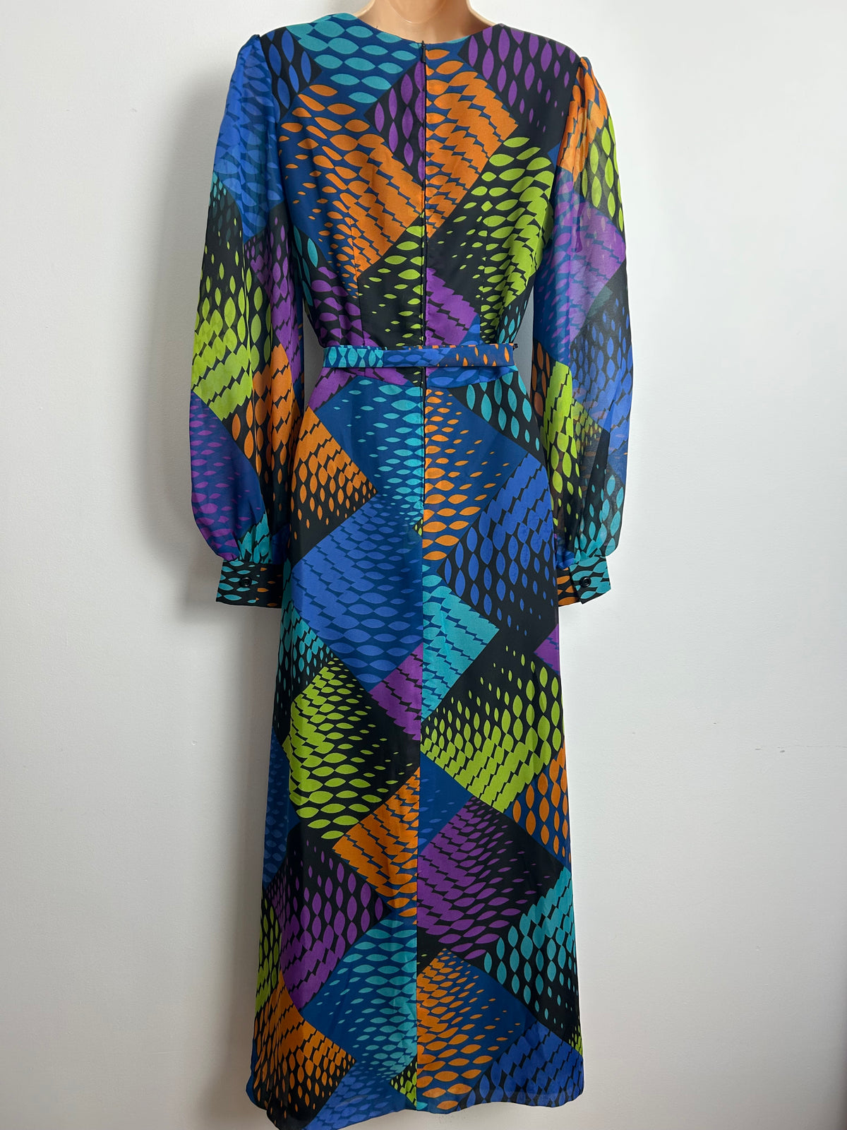 Vintage 1970s Size 8 Blue Purple Orange & Green Abstract Print Long Sleeve Belted Maxi Dress