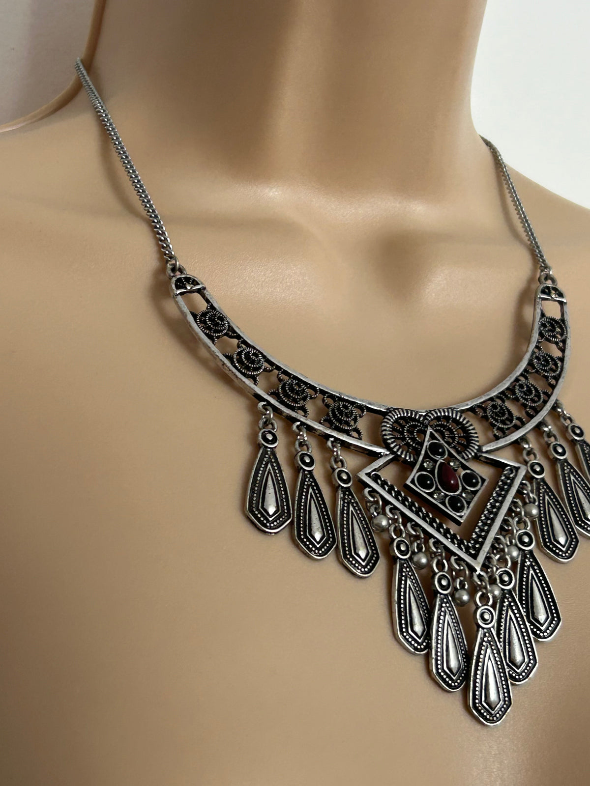 Vintage Stunning Silver Tone Filigree Style Ethnic Indian Inspired Boho Necklace