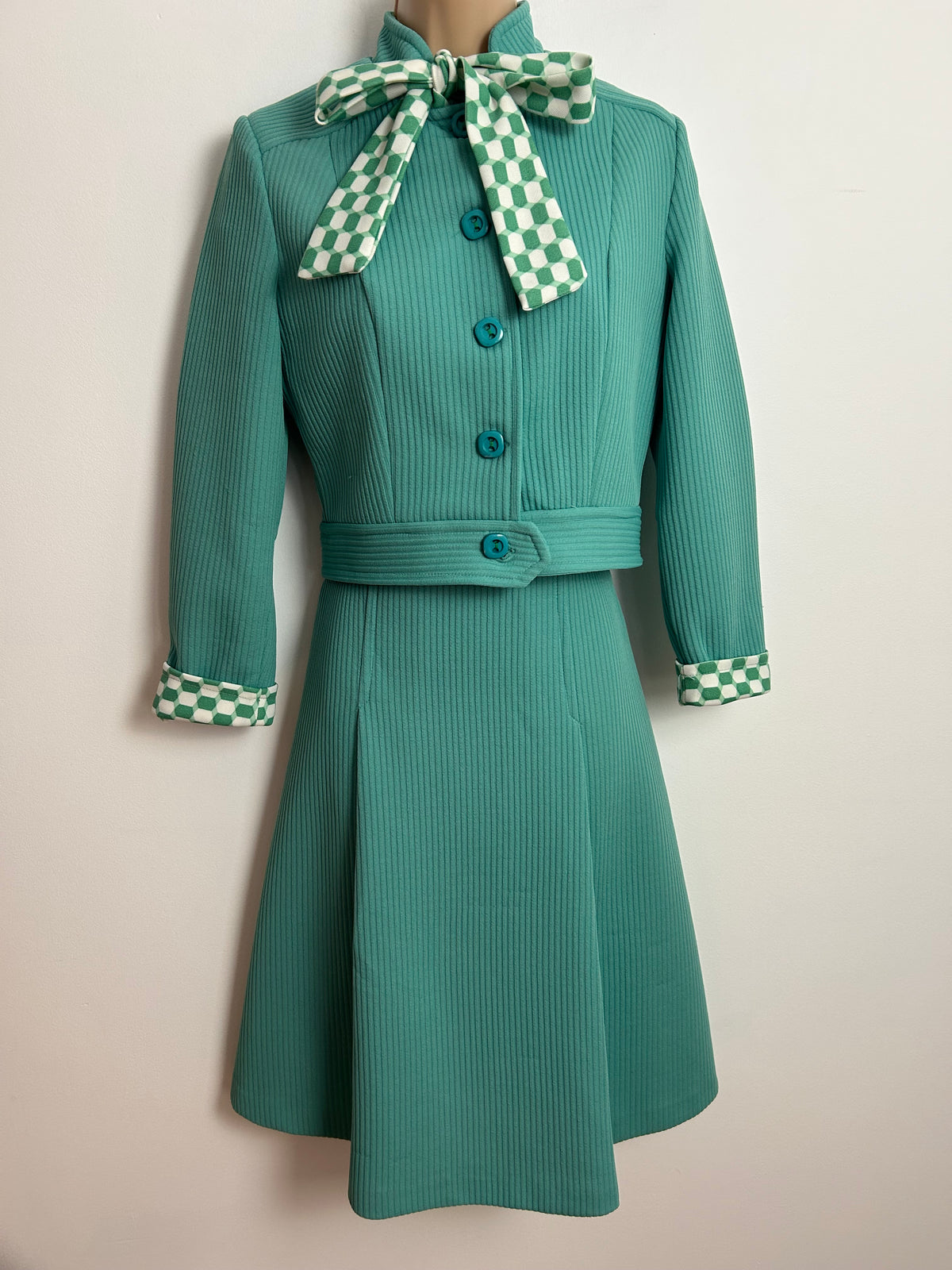 Vintage 1960s UK Size 10 Mint Green & White Geo Print Pussy Bow Mod Dress & Matching Jacket