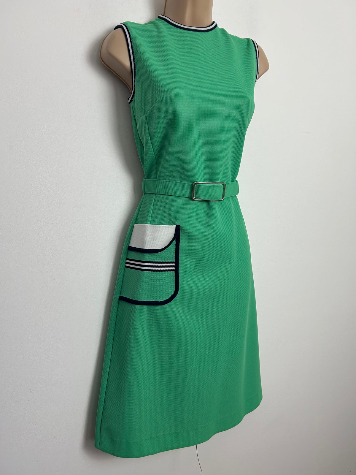 Vintage 1960s LEROSE Size 8 Green Piping Trim Belted Pocket Detail Mod Dress
