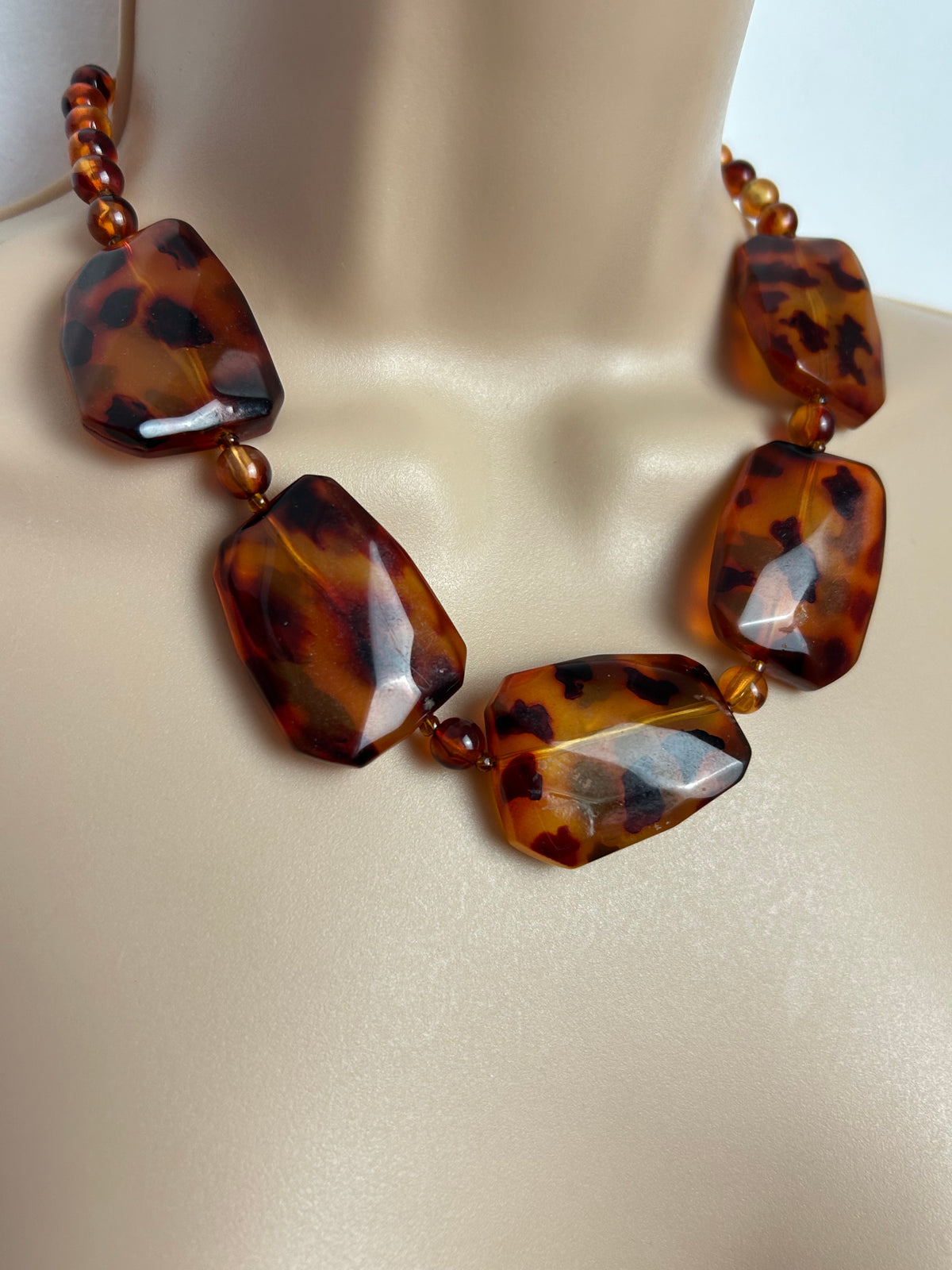 Vintage 1980s Leopard Print Tortoiseshell Style Chunky Beaded Choker Style Necklace