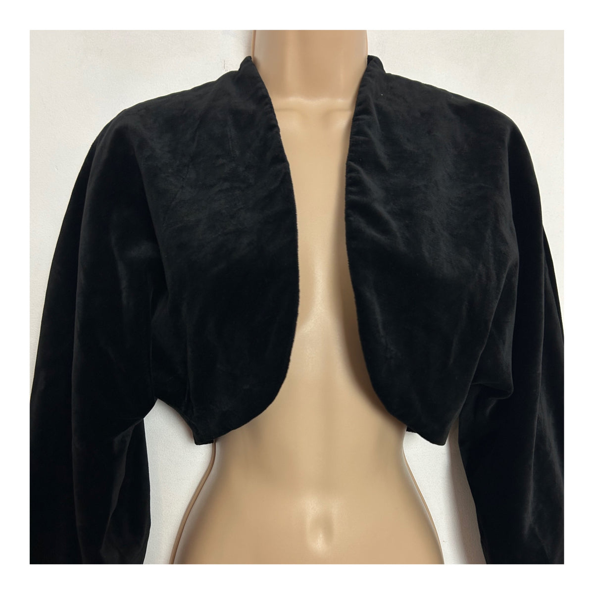 Vintage 1980s JUNGE SALON UK Size 8 Black Velvet Cropped Bolero Cover Up
