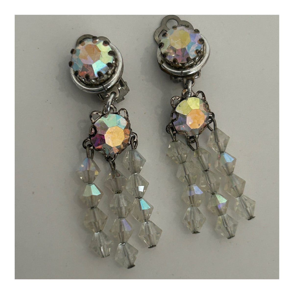 Vintage 1950s Silver Tone Aurora Borealis & Glass Bead Dangle Clip On Earrings