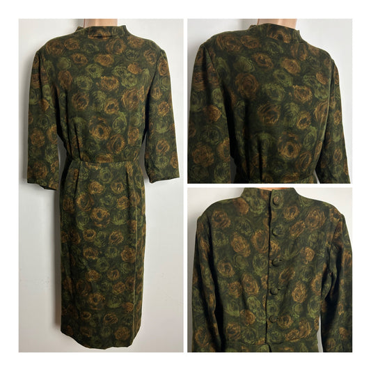 Vintage 1950s Size 14 Dark Green & Brown Floral Print Button Back 3/4 Sleeve Day Dress
