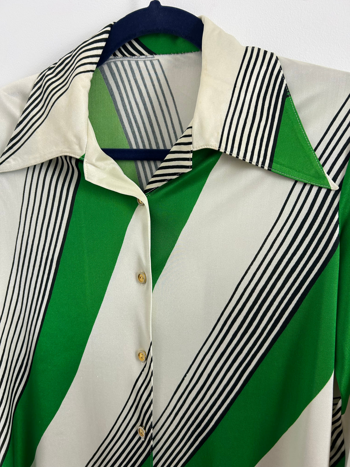 Japanese Vintage 1970s Size 12-14 Green Beige & Black Diagonal Stripe Print Dagger Collar Long Sleeve Shirt