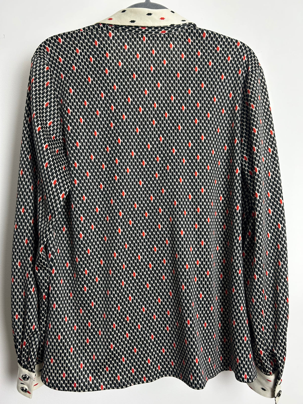 Vintage 1970s Size 16 Black Cream & Red Abstract Check Print Long Sleeve Collared Shirt
