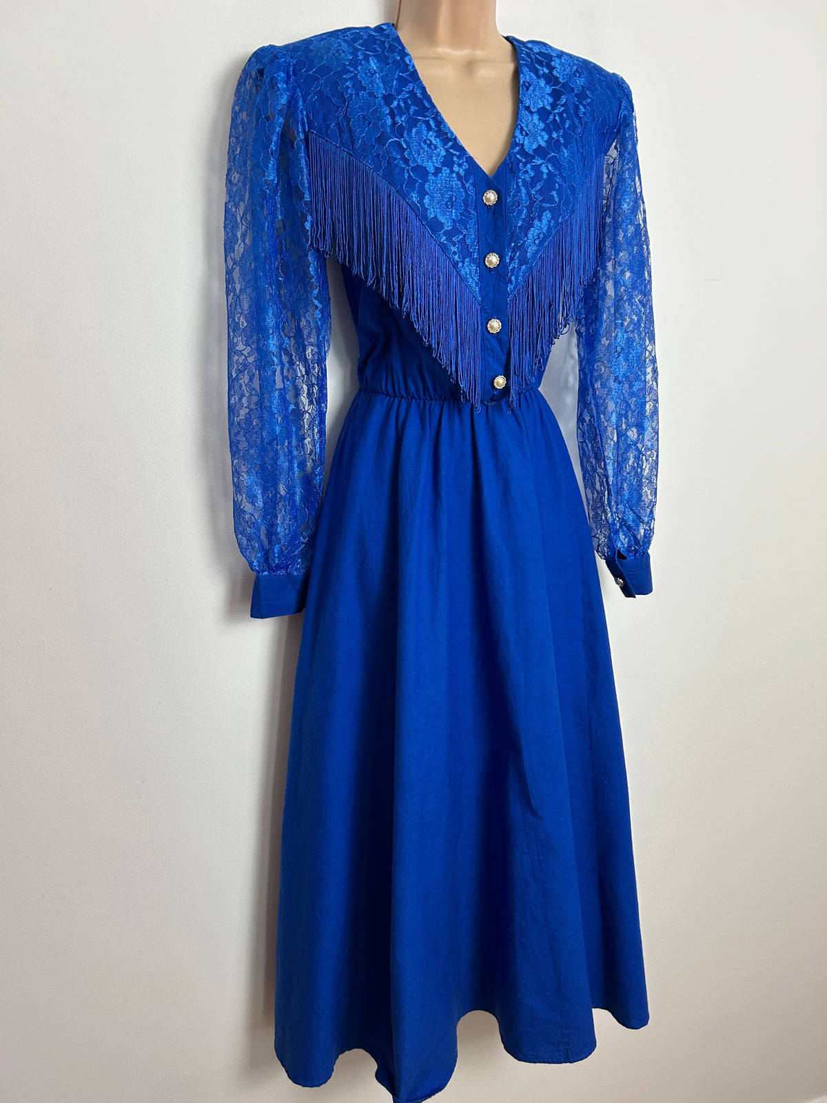 Vintage 1980s LILIA SMITTY Size 8 (US 3/4) Electric Blue Lace & Fringing Trim Western Dress