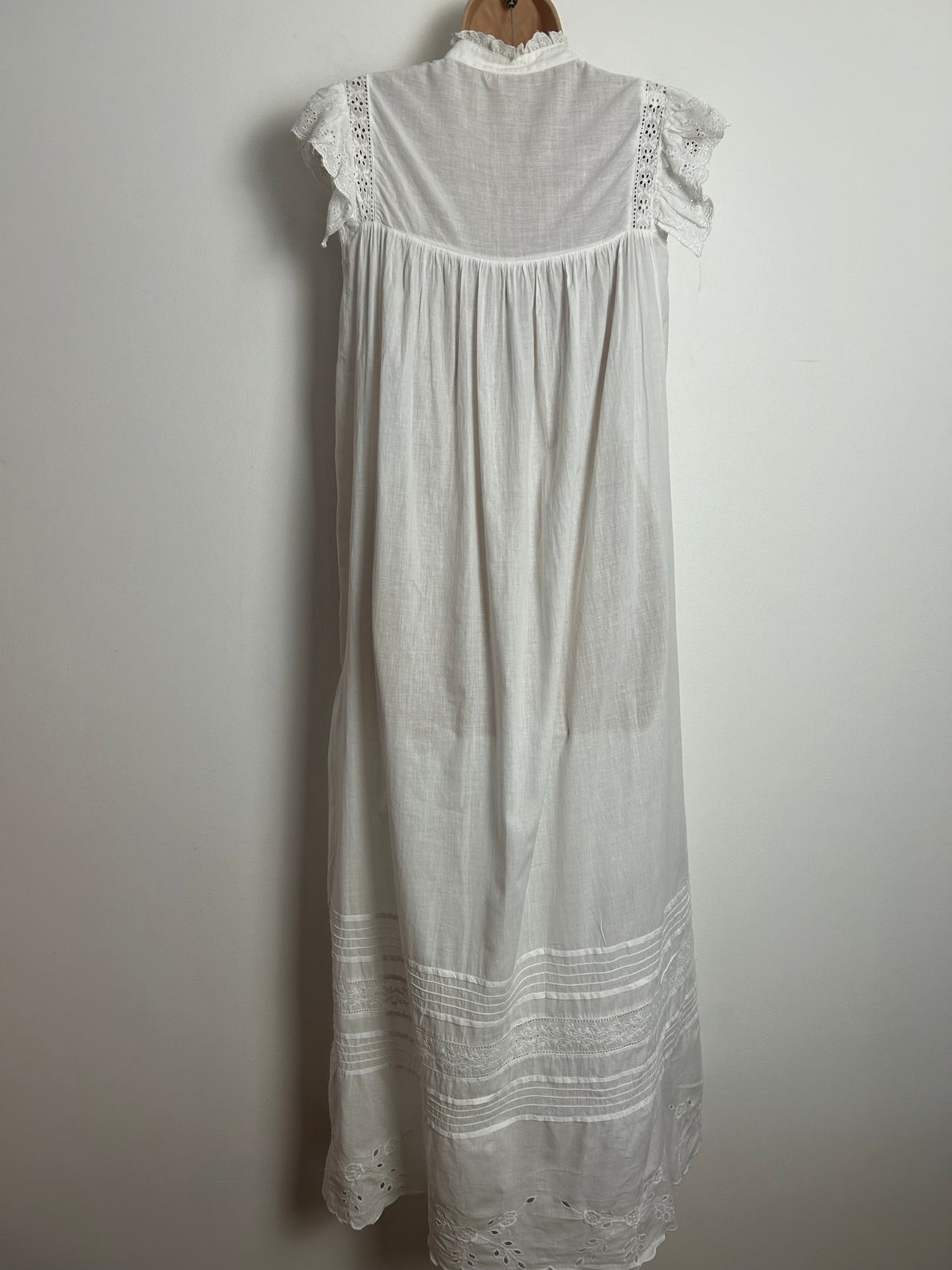 Modern Size S (8-10) White Indian Cotton Brodrie Anglais Detail Smock Style Nightdress Or Dress