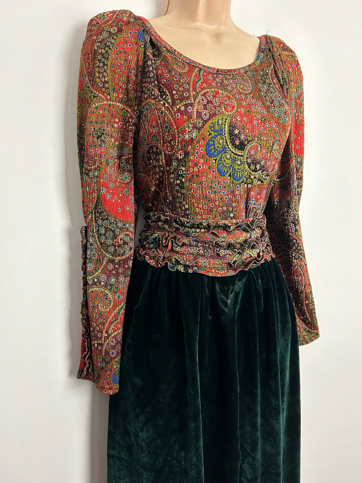 Vintage 1980s/1990s UK Size 6-8 Dark Red & Green Paisley Print Velvet/Velour Maxi Dress