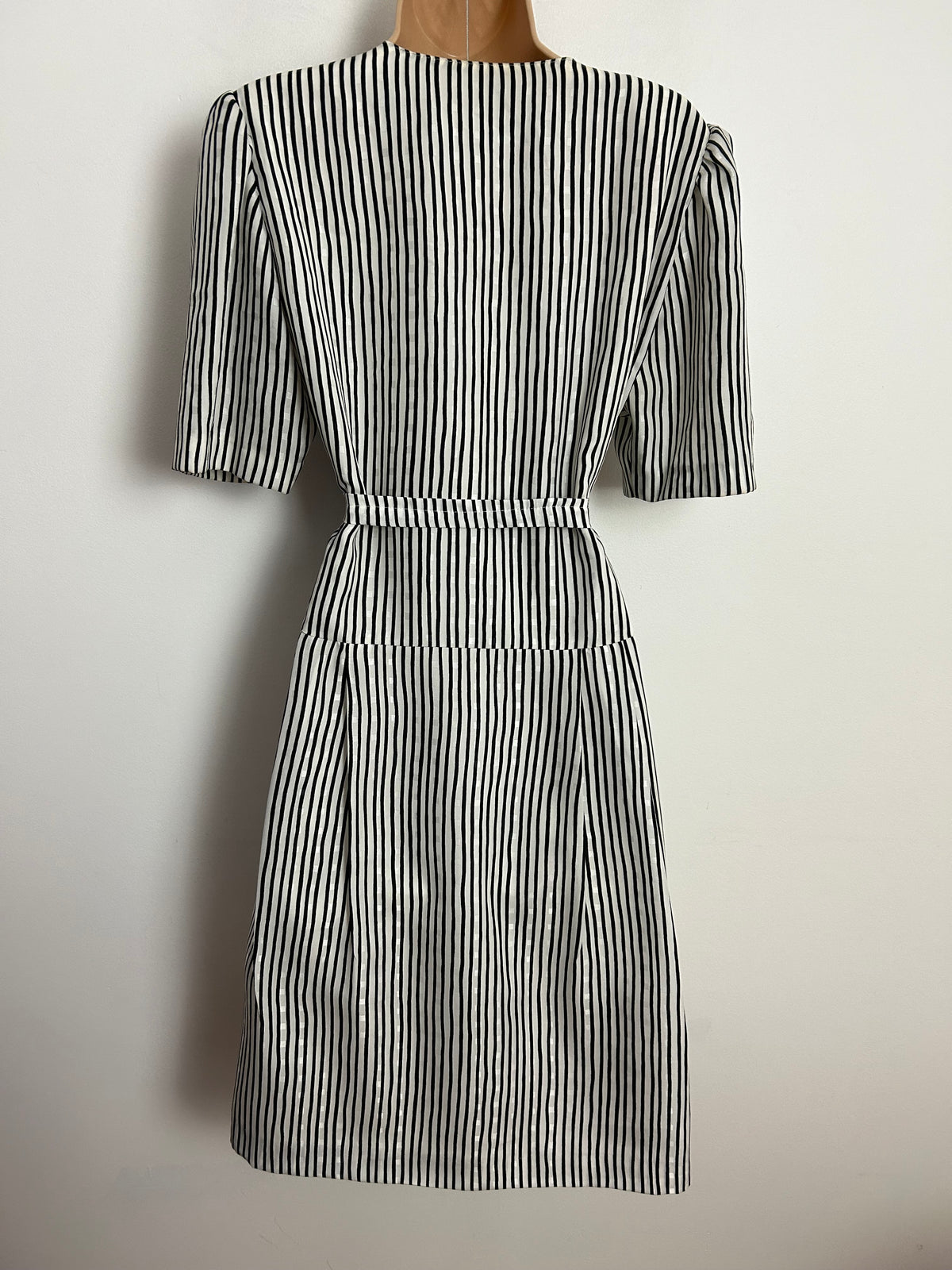 Vintage 1980s Designer GIVENCHY EN PLUS Size 14 Black & White Stripe Belted Pleated Day Dress